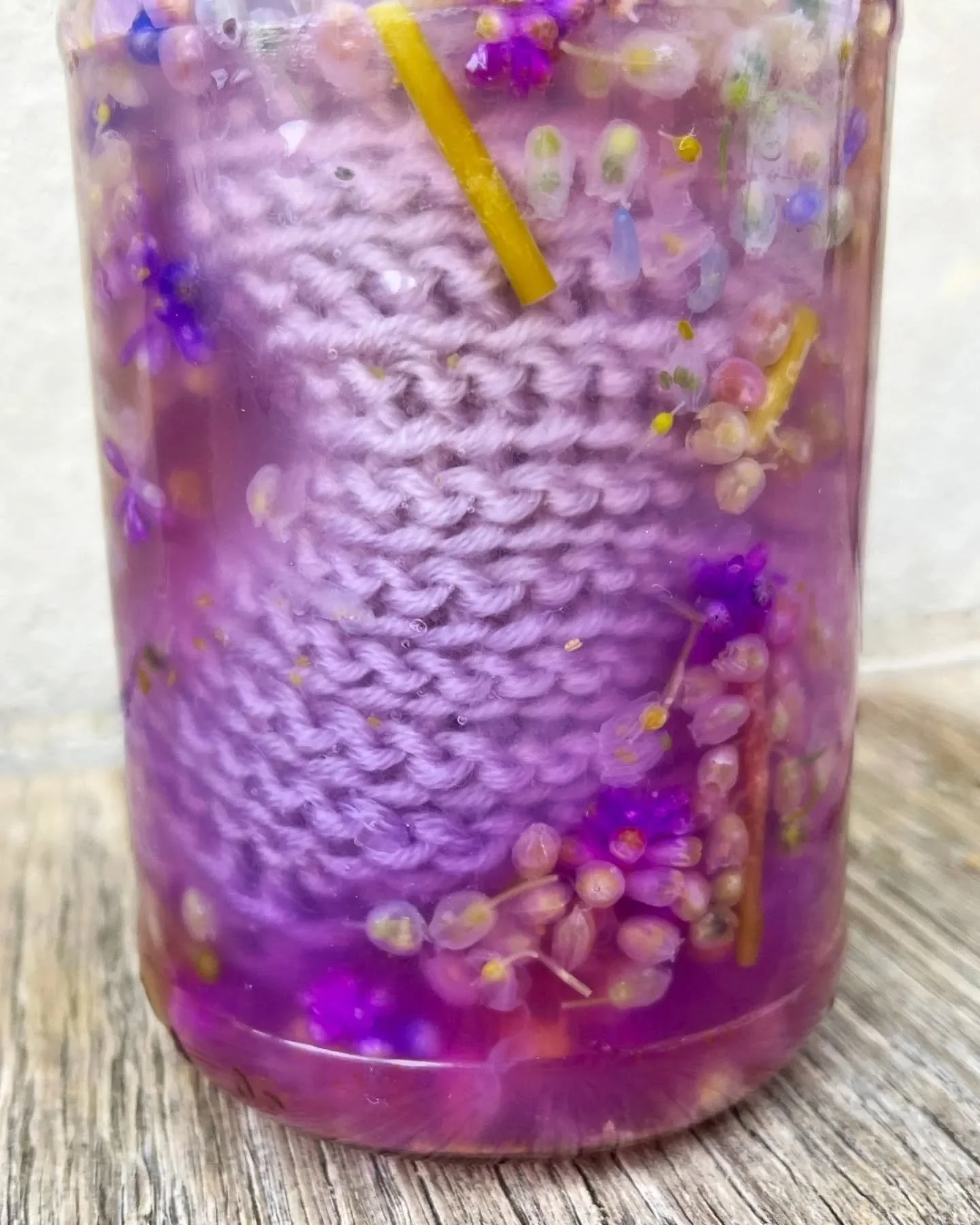 As part of her residency at the @FarmLab.at, Barbara @art.raba foraged dandelions, daffodils, mistletoe and other wild plants to create a palette of natural colours &mdash; an attempt to capture the chromatic fingerprint of the land.

In her fearless