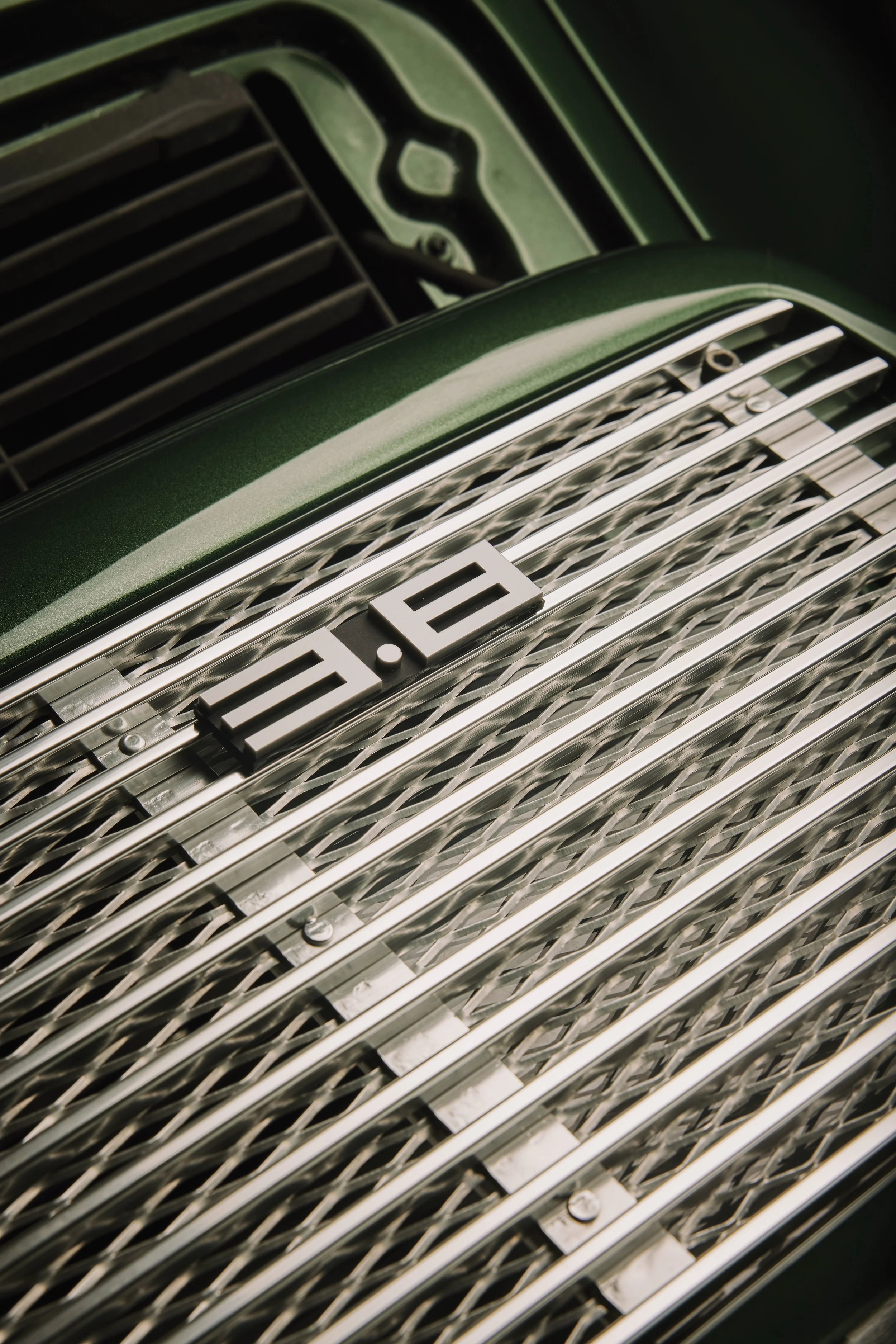 Green 911 classic logo