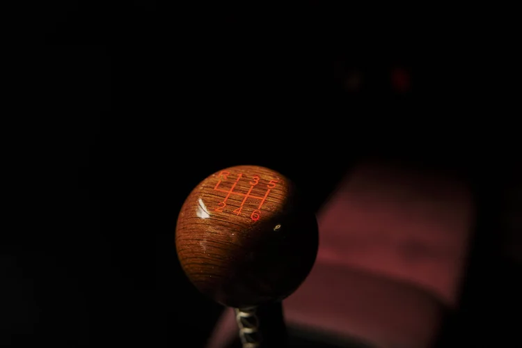 911 GTR Oak Green steering wheel and gauges