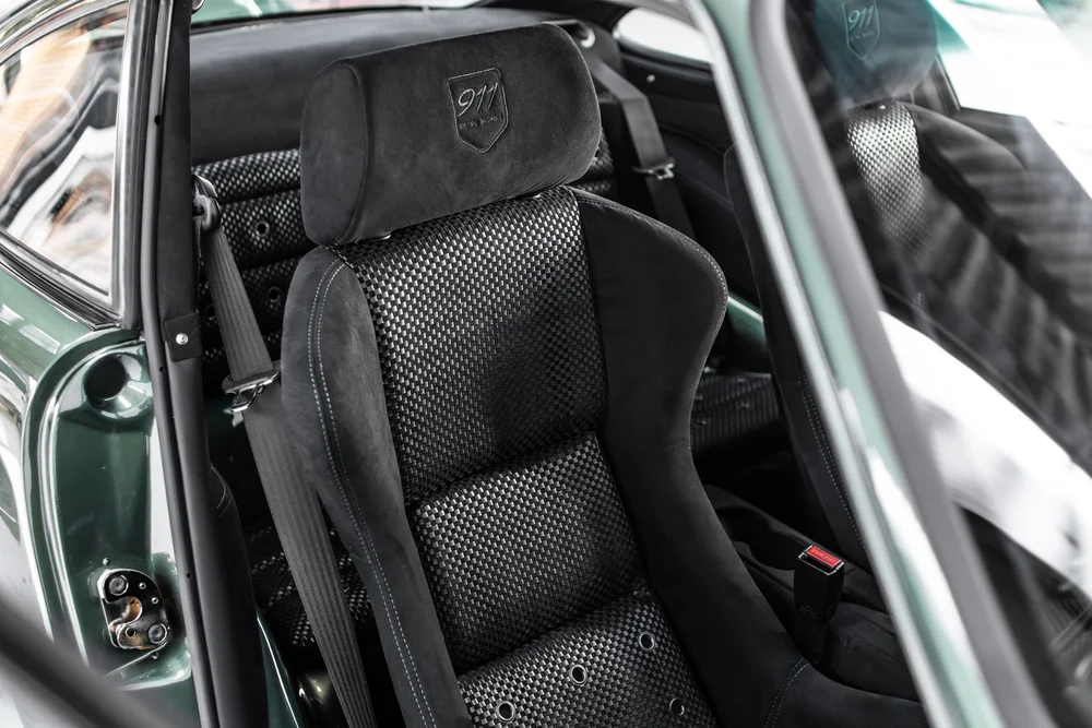 911 GTR EVO steering wheel and dashboard interior view