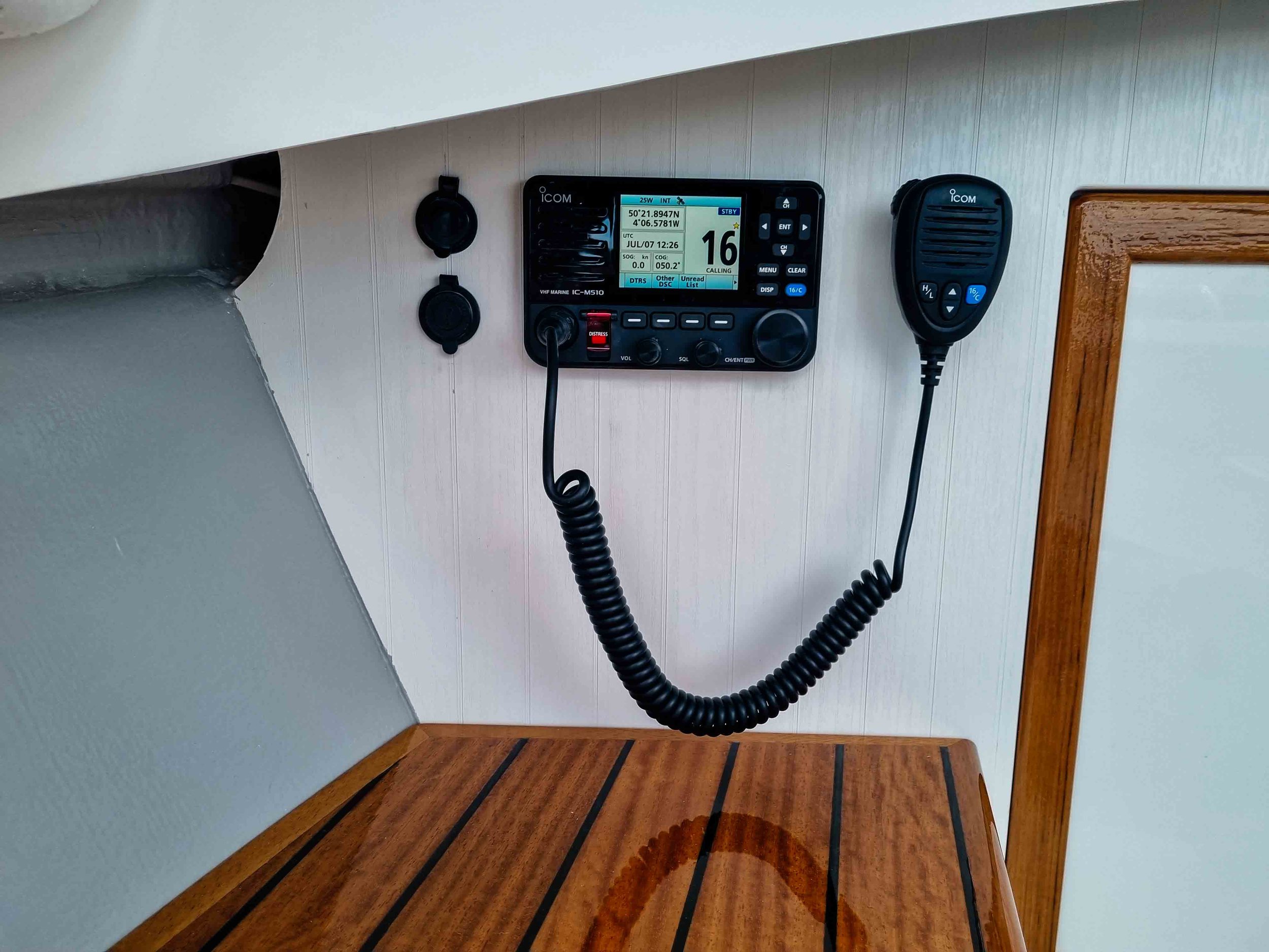 Essential Safety Equipment Checklist for Every Boater:&nbsp;&nbsp;A Guide to Staying Safe on the Water&nbsp;