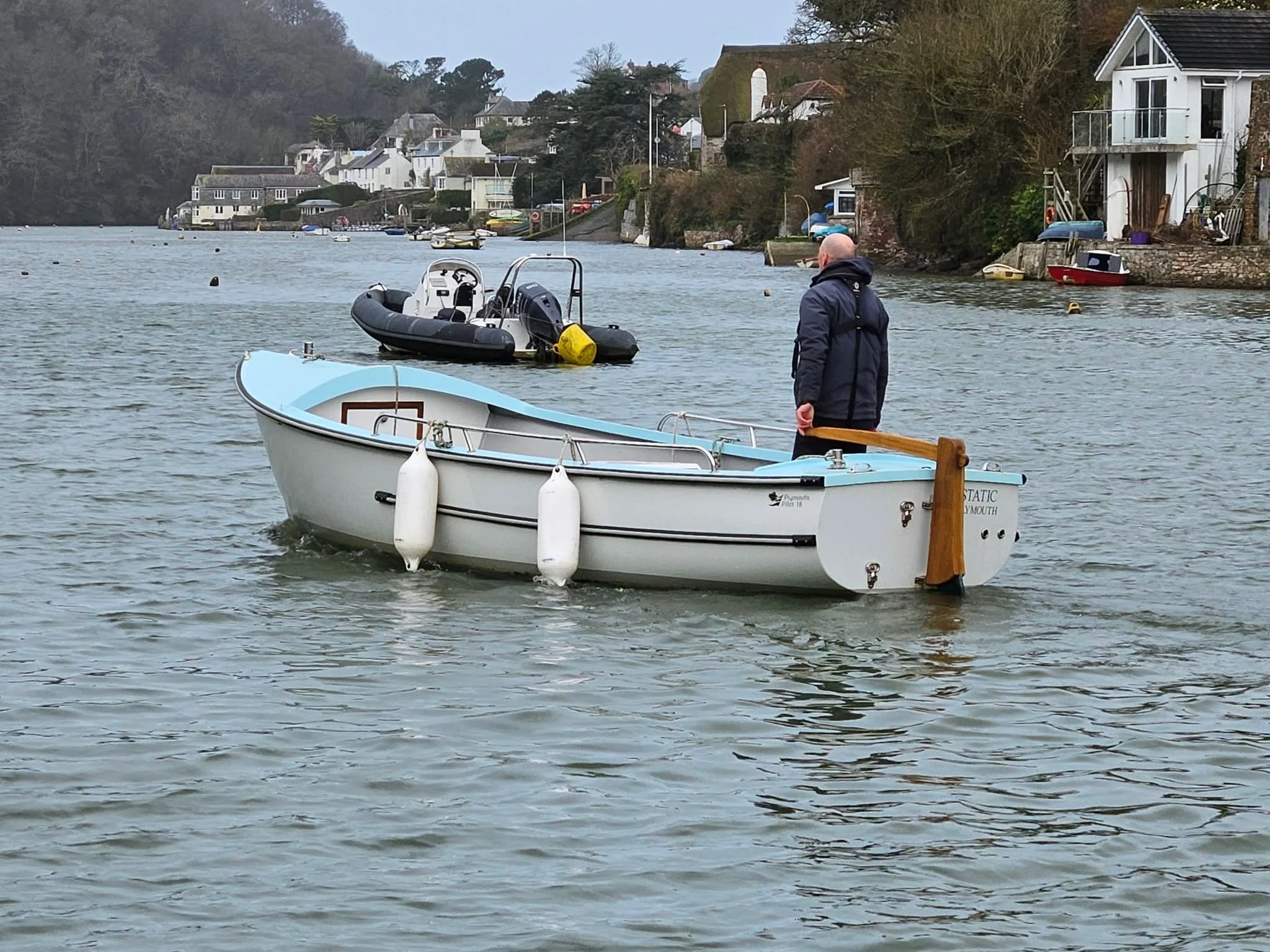 𝗢𝗻𝗲 𝗶𝗻, 𝗼𝗻𝗲 𝗼𝘂𝘁 𝘁𝗵𝗶𝘀 𝘄𝗲𝗲𝗸!

First up this week, we launched &ldquo;𝗦𝘁𝗮𝘁𝗶𝗰&rdquo;, our 18&rsquo; electric launch, after a little tidy-up back at the workshop.

On the same trip, we collected another Pilot 18&rsquo; and brought