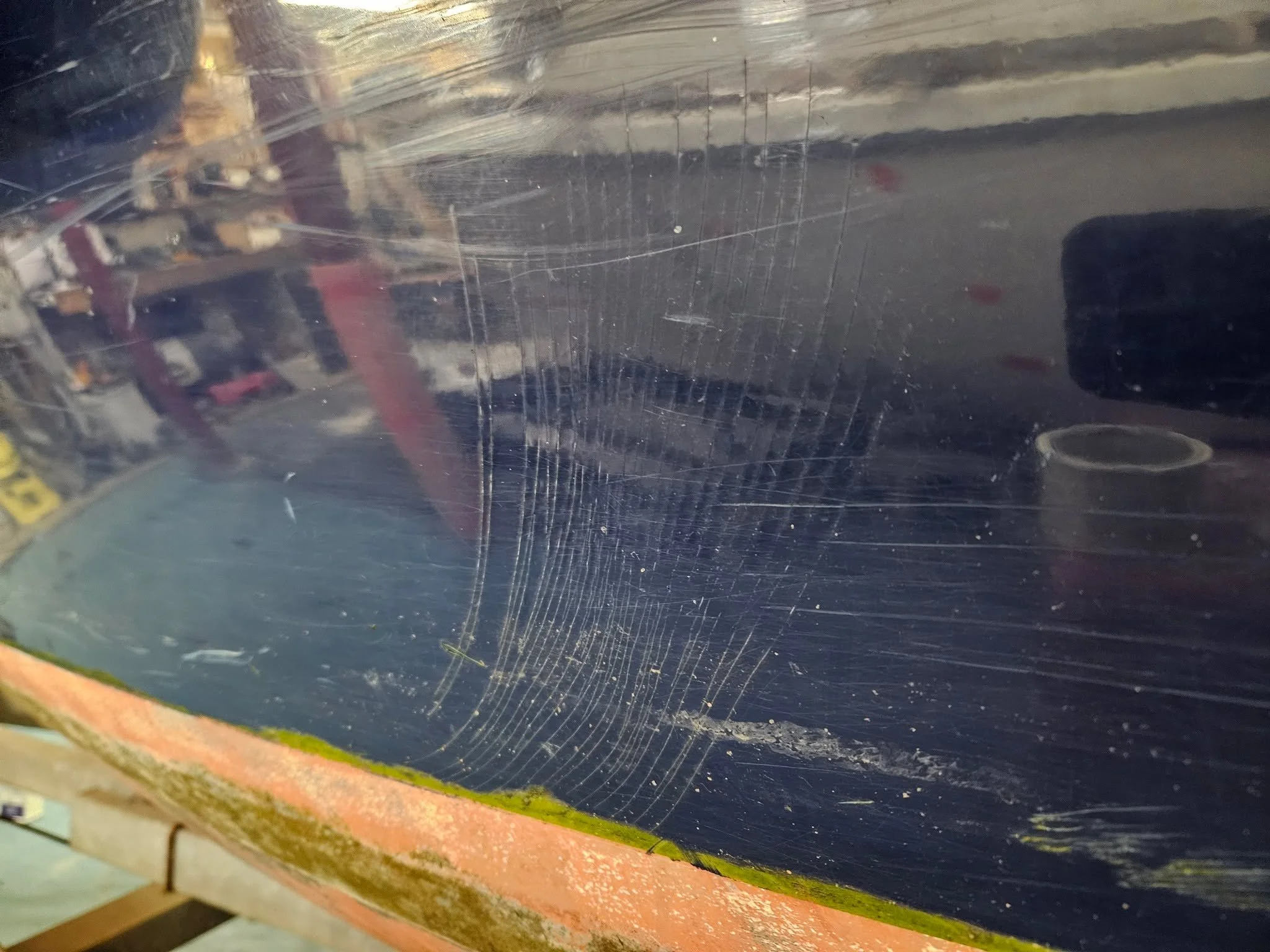 𝗟𝗼𝗼𝗸𝘀 𝗹𝗶𝗸𝗲 𝗴𝗲𝗹𝗰𝗼𝗮𝘁 𝗰𝗿𝗮𝘇𝗶𝗻𝗴&hellip; 𝗯𝘂𝘁 𝗶𝘁&rsquo;𝘀 𝗿𝗮𝗿𝗲𝗹𝘆 𝘁𝗵𝗮𝘁 𝘀𝗶𝗺𝗽𝗹𝗲.

This week we&rsquo;ve been working on an older Plymouth Pilot 18 that came in for some general TLC.

During inspection, we spotted an 