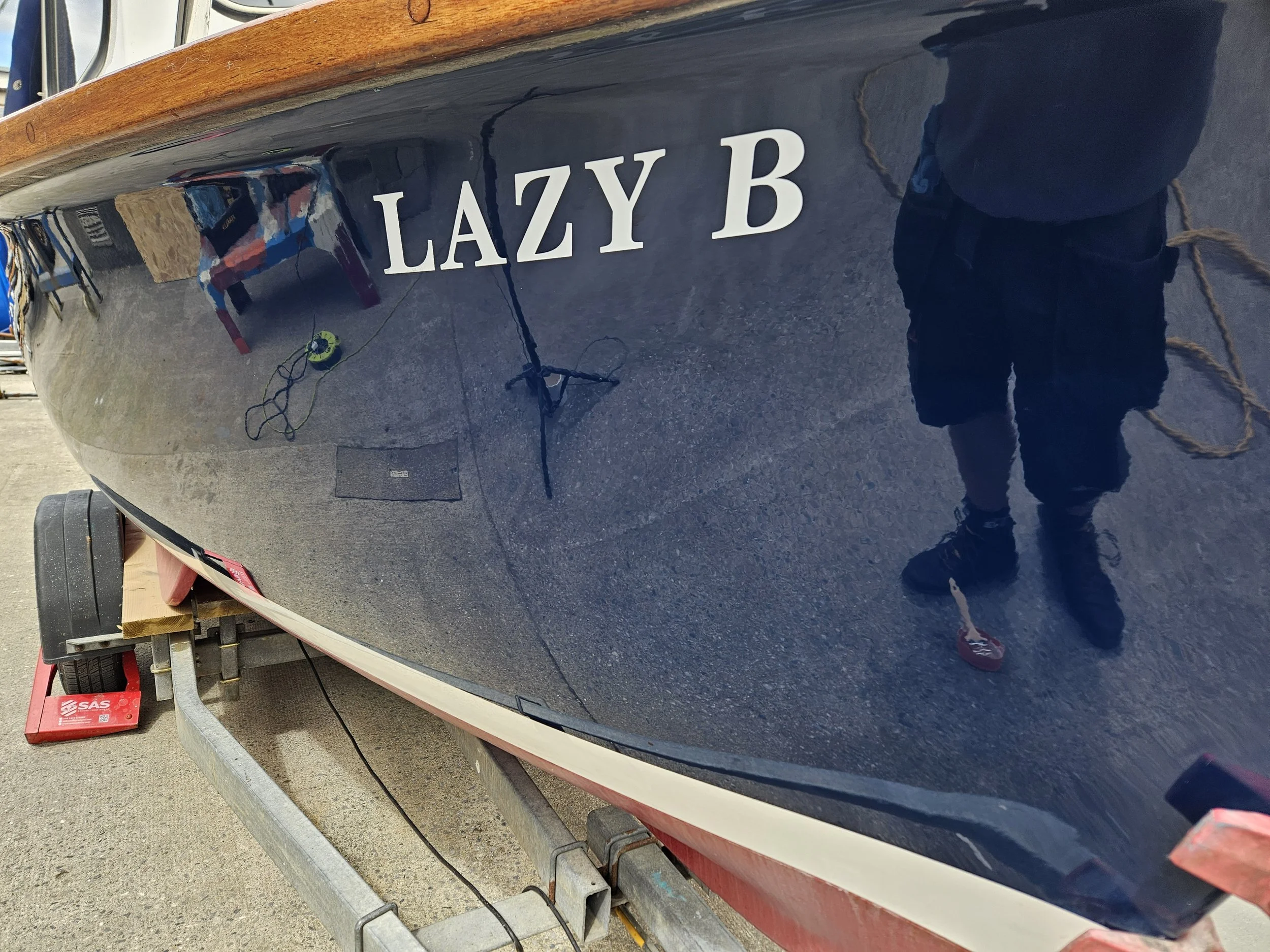 P18-Lazy_B  (2).jpg