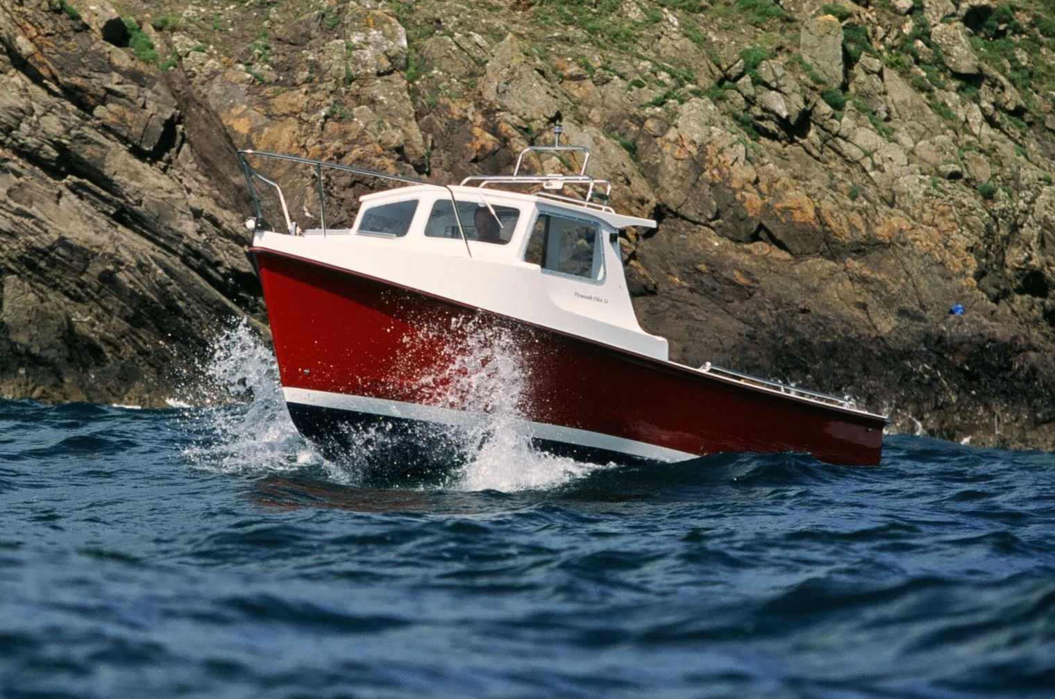 What Makes a Boat Seaworthy for Coastal Use?