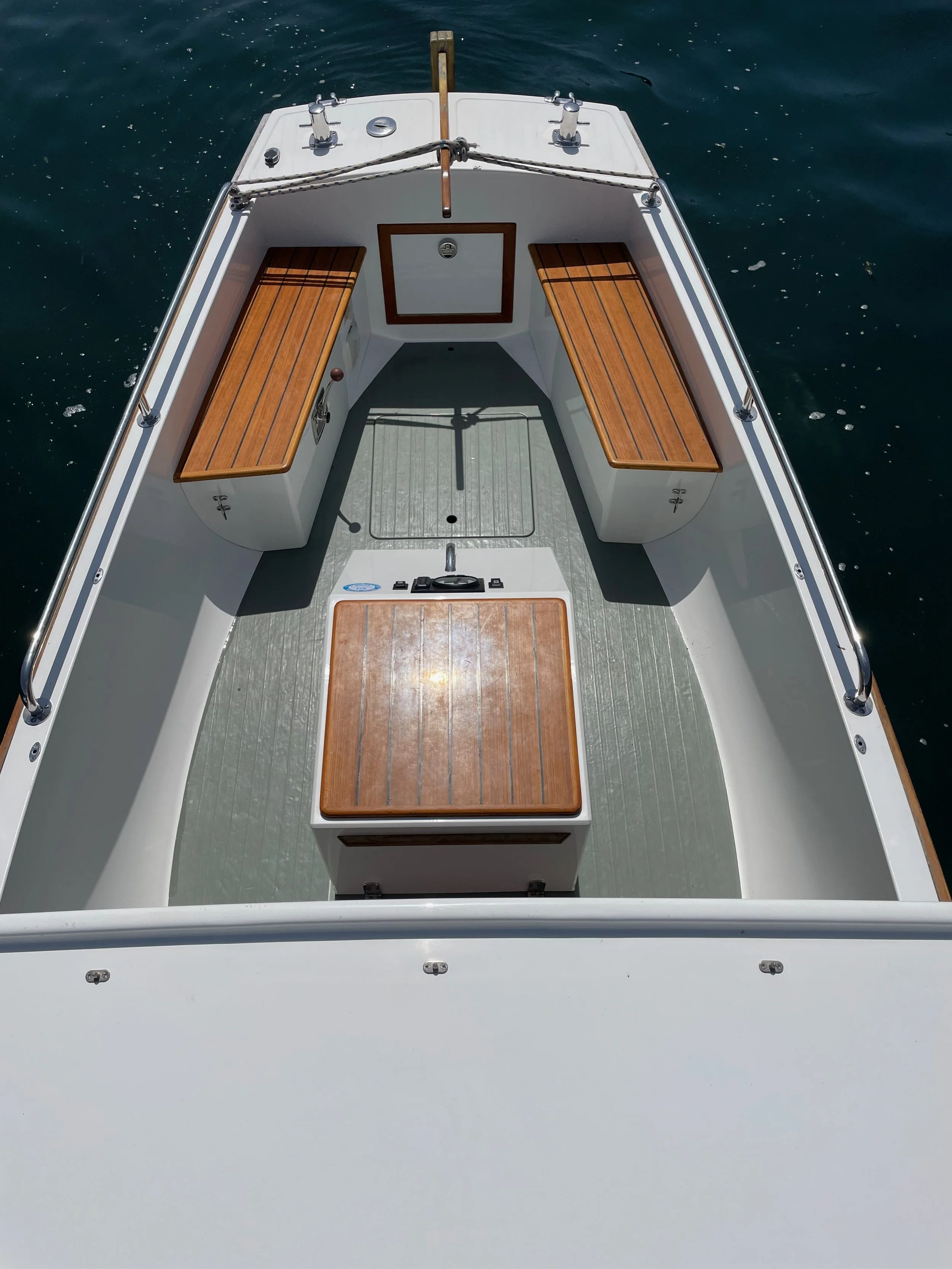 P16-Kitty-03-Aft deck.jpeg