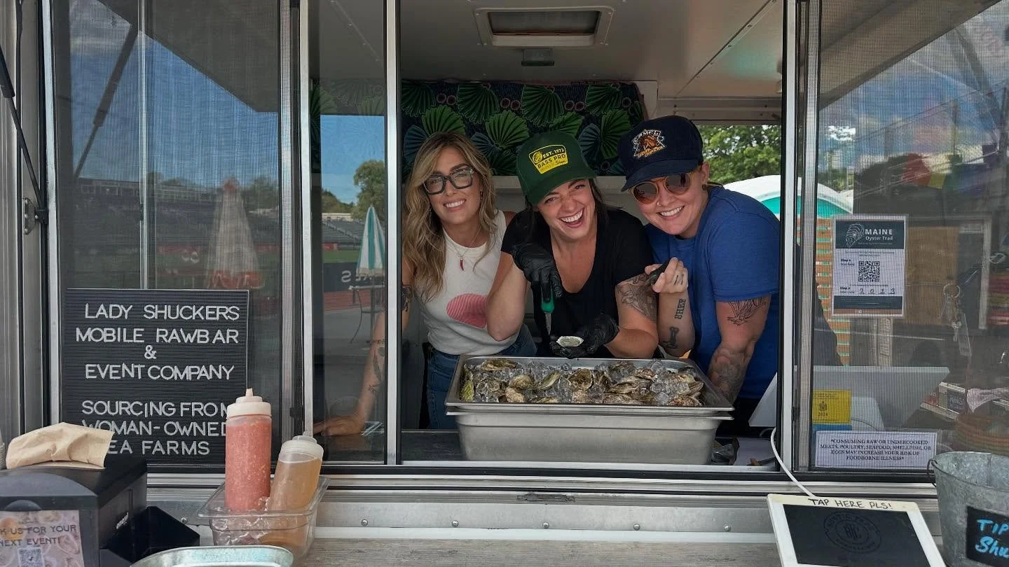 GO GIVE THESE BADDIEZ SOME 🤑 IN EXCHANGE FOR THE BEST OYSTERS YOU&rsquo;VE HAD IN YOUR LIFE 🤲🦪💦 

it&rsquo;s all goin down today at Fitzy! so good to be back with our team 🫶 @hearts_sc ⚽️🏟️

baddies: @shefmimi @daw.fin.aye aka @bitesandsuch!!! 