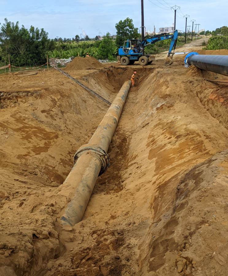 Réfection d'un pipeline sous-terrain à la suite d'une fuite