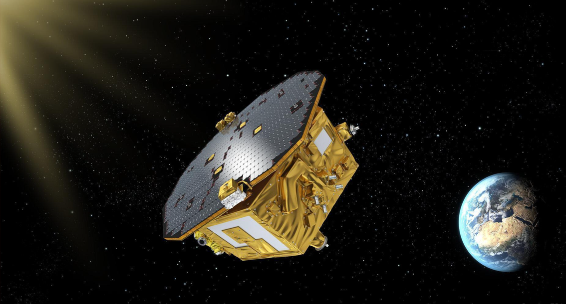 Bibliometric analysis of research linked to UK Space Agency funding