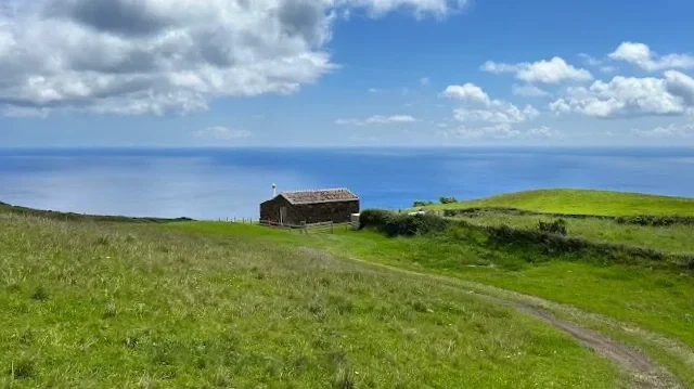 Wandercoaching zu Berufung finden auf Azoren Santa Maria mit Sabine Prinz von prinzpiration