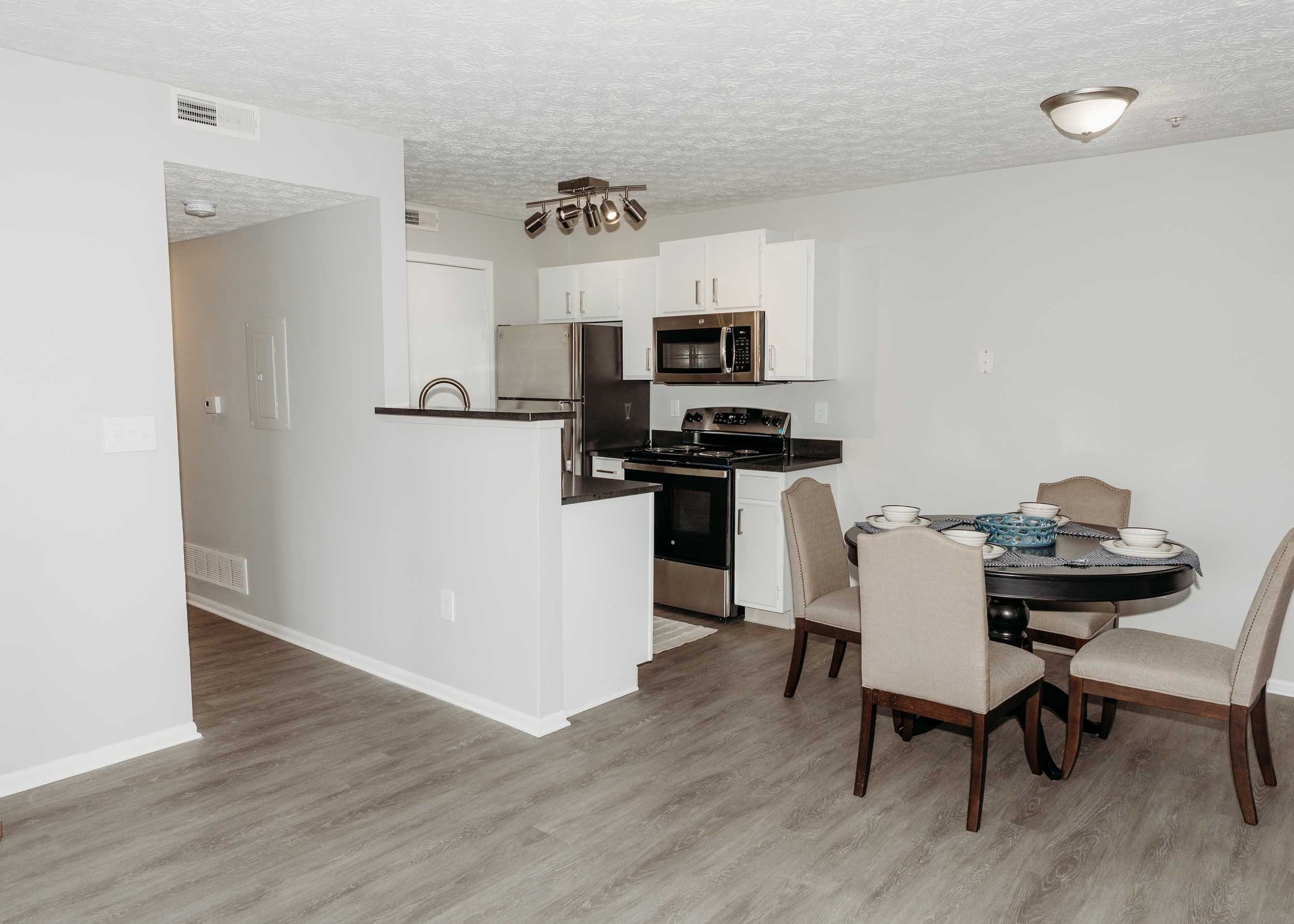 Enclave at Albany Park - 07a.jpg