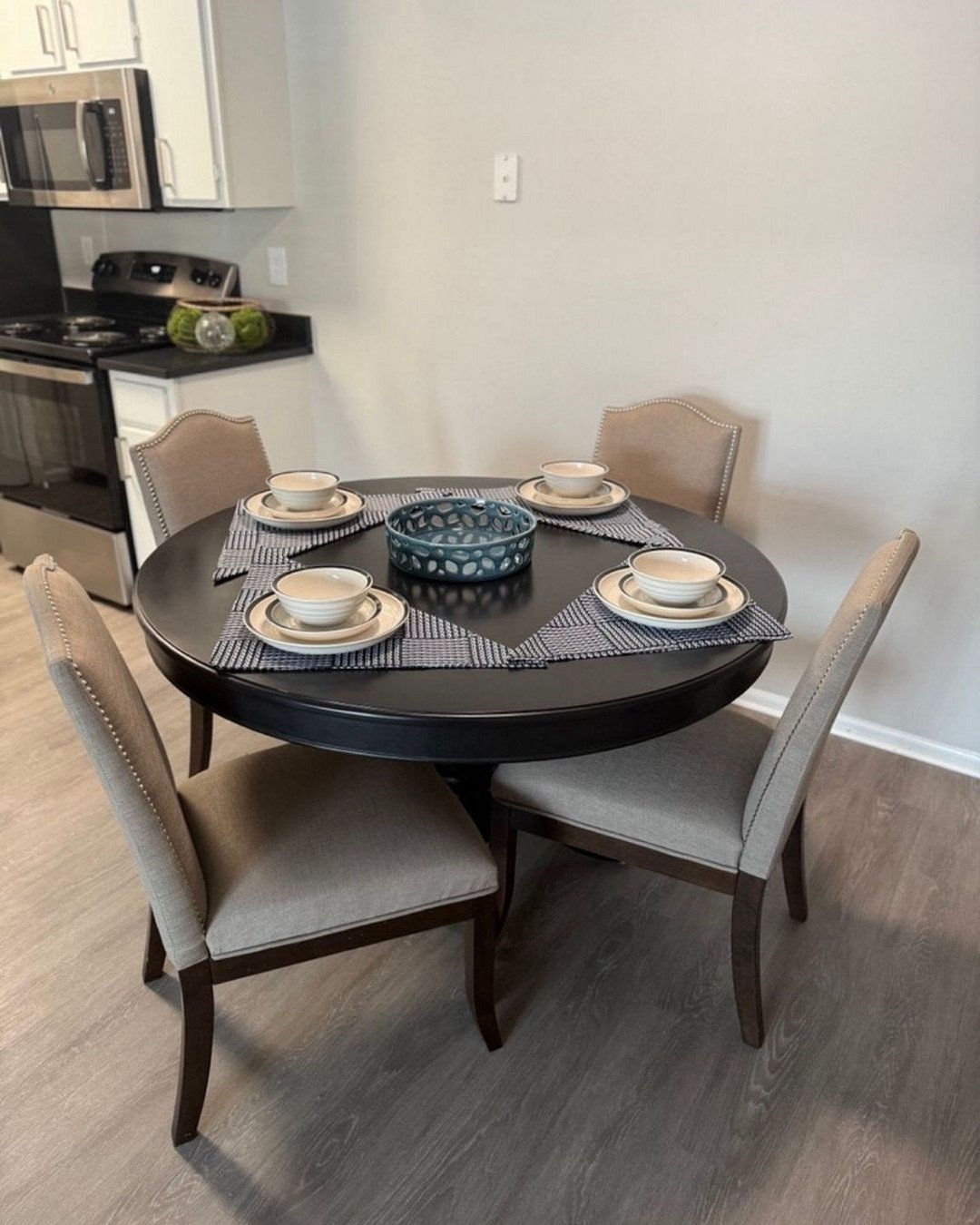 Sometimes the best plans happen right at home. Cozy dinners, soft lighting, and a space that feels intentional make all the difference.