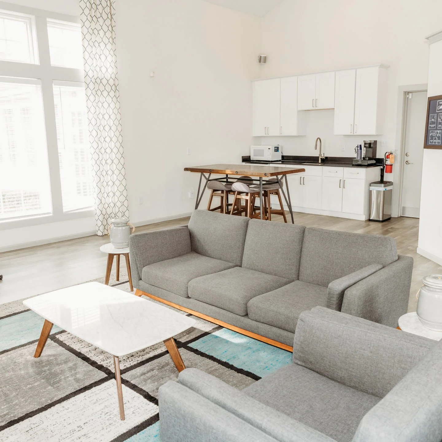 Move in by 5/30 and receive 1-month FREE plus 6-months of FREE internet!*
*Restrictions apply