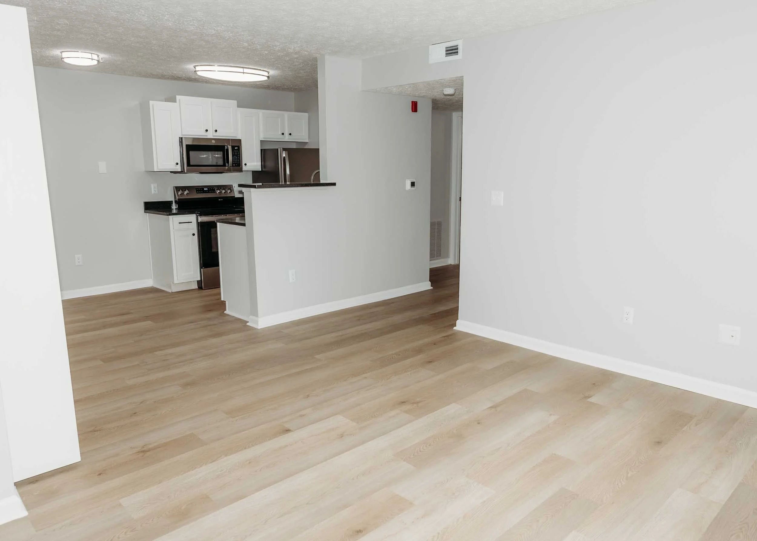 Enclave at Albany Park - 07d.jpg