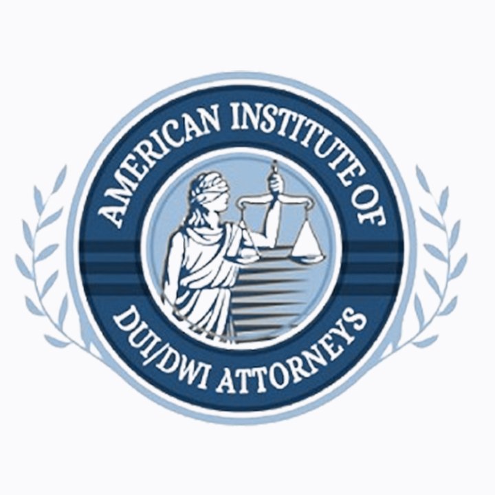 Instituto Americano de Abogados Especializados en Conducción bajo los Efectos del Alcohol: Insignia de los 10 mejores abogados en satisfacción del cliente