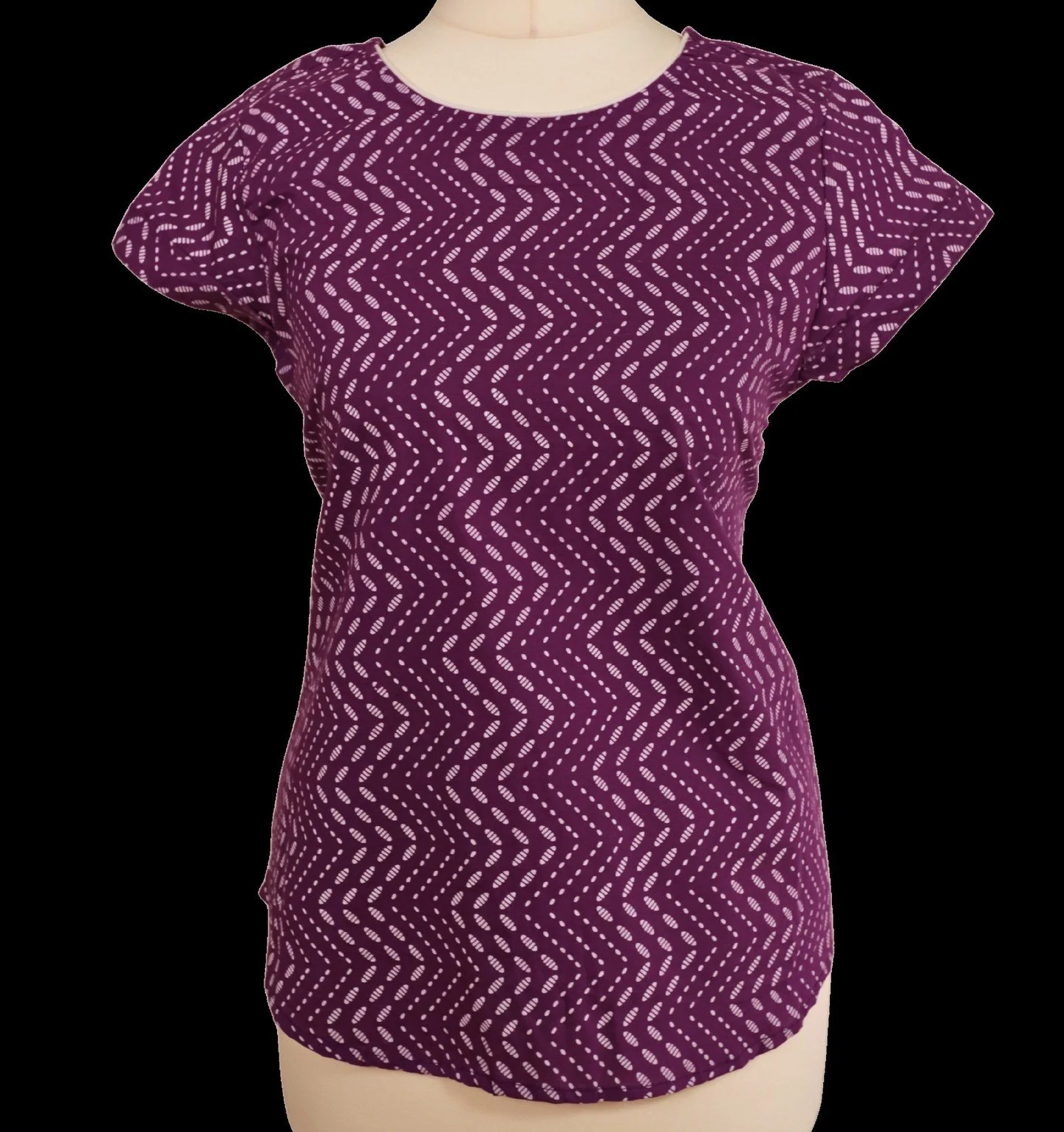 ✨ Product Name:
Amethyst Waves Printed Top
Pratham Aagman Collection

🧵 Description:
The Amethyst Waves Printed Top brings together vibrant artistry and effortless comfort. Crafted in rich amethyst tones, it features rhythmic wave-like patterns deli