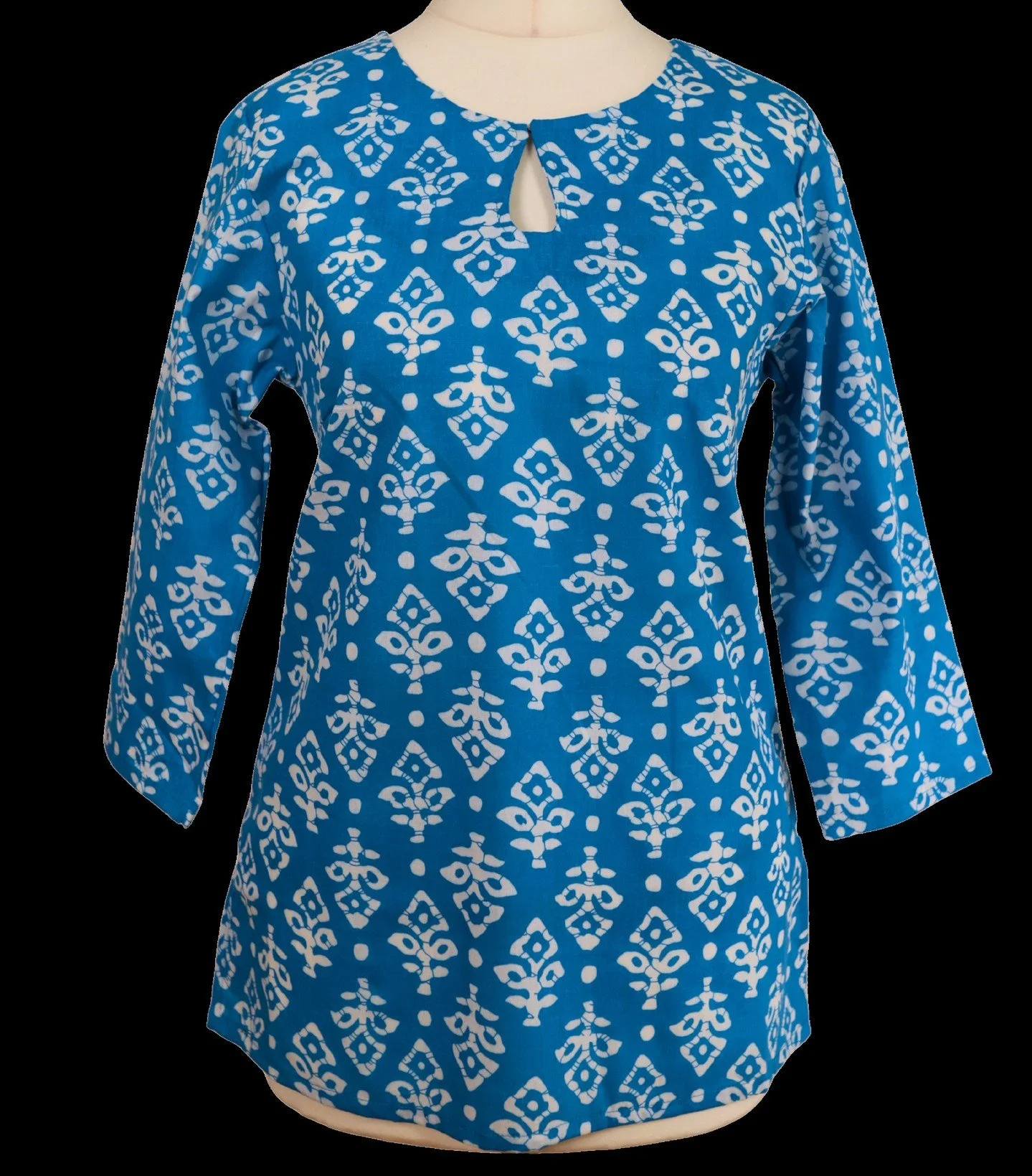 ✨ Product Name:
Azure Blossom Kurti
Pratham Aagman Collection

🧵 Description:
The Azure Blossom Kurti embodies freshness and grace in a stunning ocean-blue hue. Featuring intricate white floral motifs printed by skilled artisans, this piece radiates