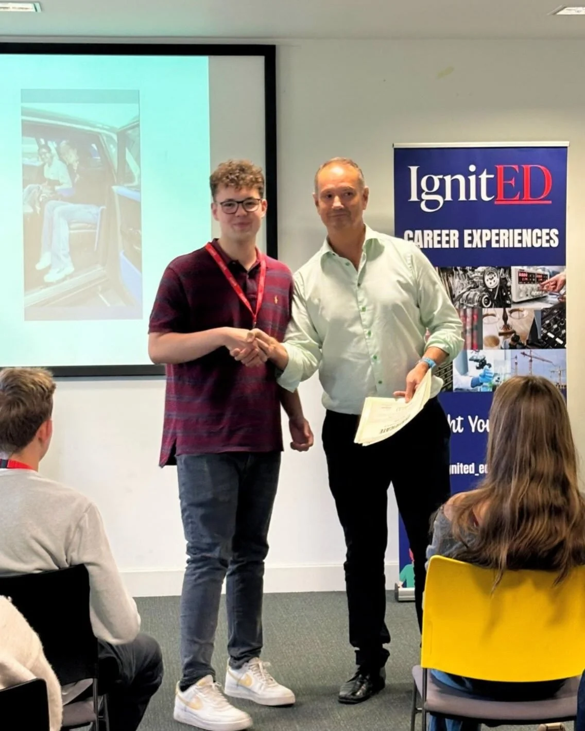 🤝Meet James, our law mentor for Portsmouth &amp; Brighton

After completing his LLB (Hons) at the University of East Anglia and the Legal Practice Course at the College of Law, Guildford, James trained at Macfarlanes before working as a commercial a