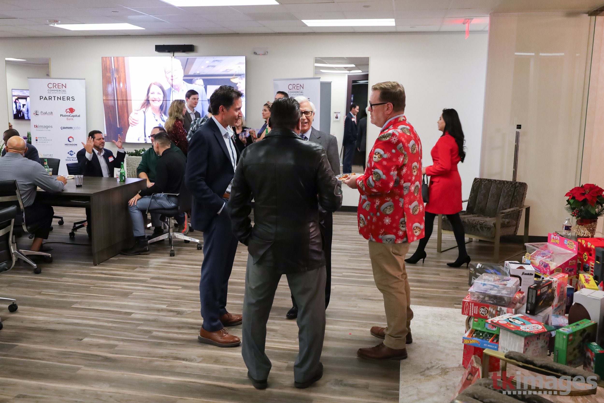 CREN Holiday Party 12-10-25 IMG 20z.jpg