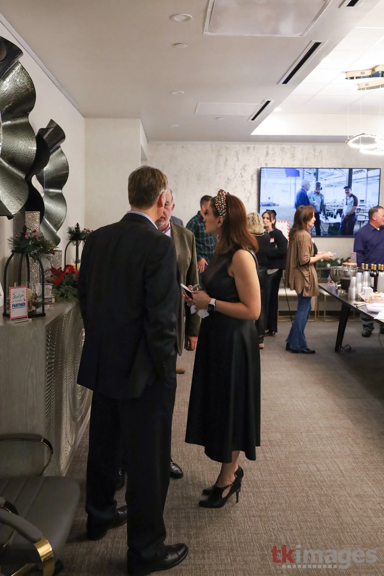 CREN Holiday Party 12-10-25 IMG 05z.jpg