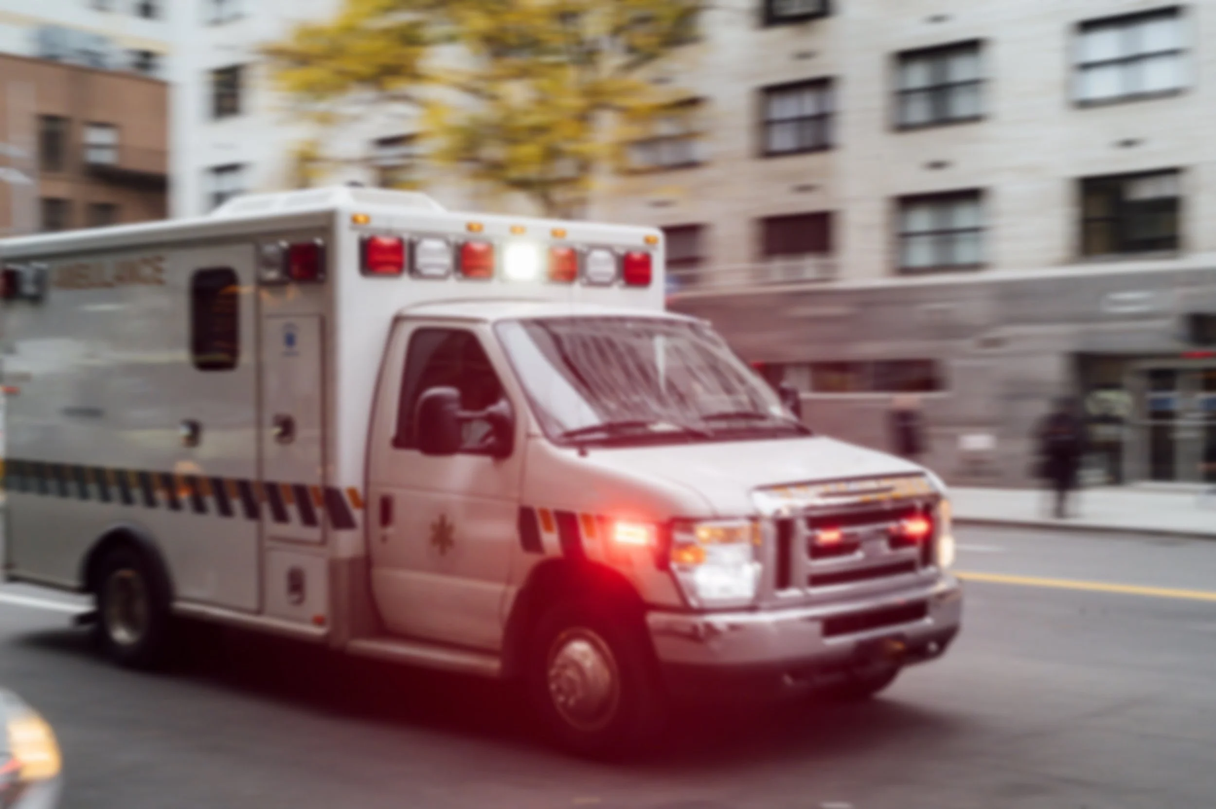 high-speed-ambulance-on-a-new-york-city-street-2023-11-27-05-21-24-utc.jpg