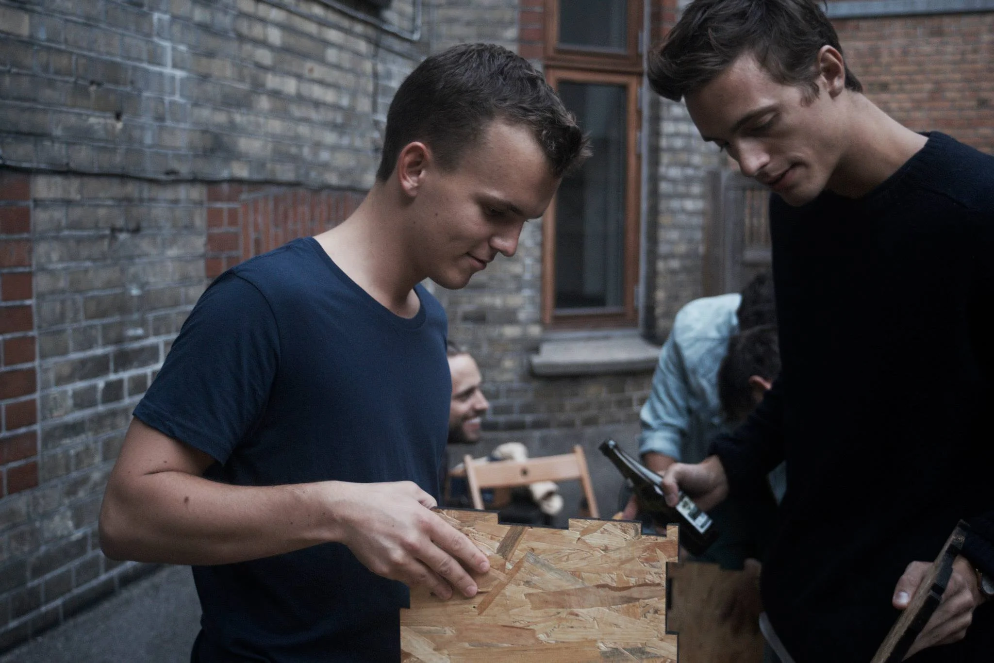 STILLS OG BTS | BILLEDBOGEN | GESTALT