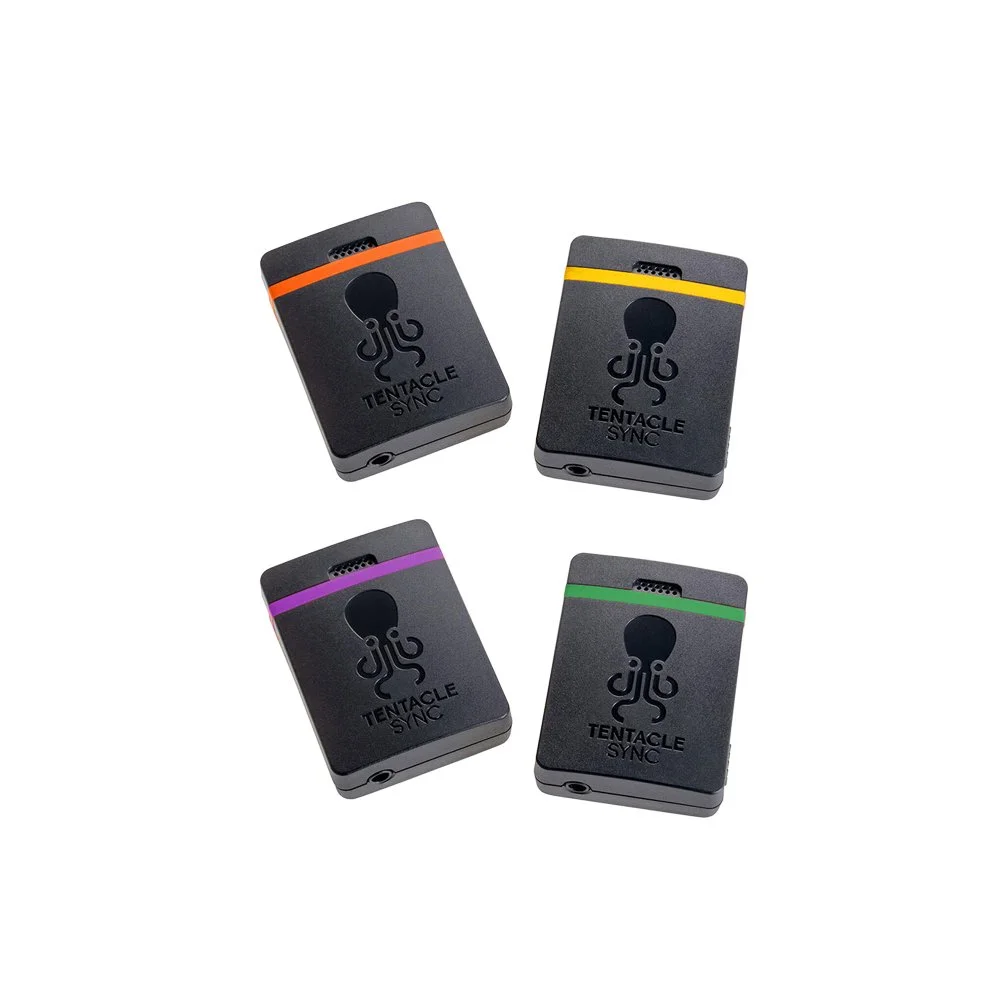 Fire små enheder med Tentacle Sync-logo og forskellige farvede linjer (orange, gul, purple, grøn).