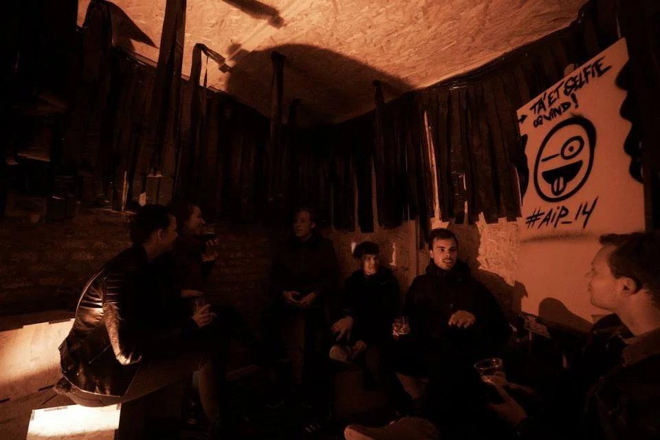 STILLS OG BTS | BILLEDBOGEN | GESTALT