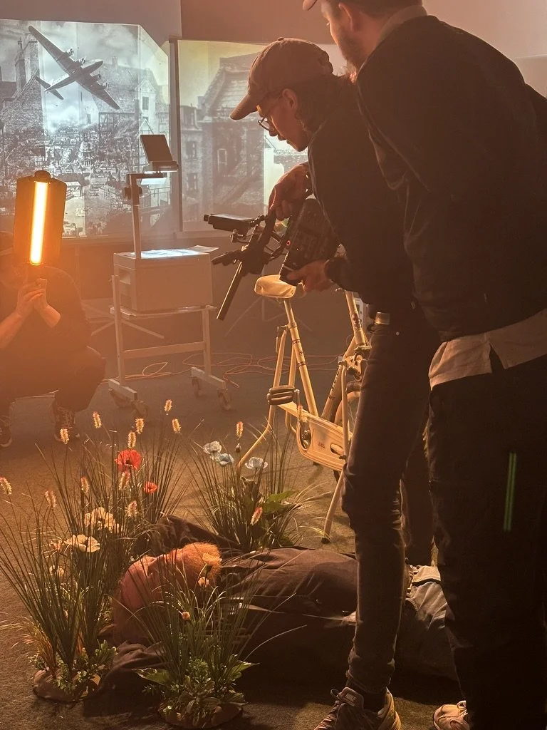 STILLS OG BTS | BILLEDBOGEN | GESTALT