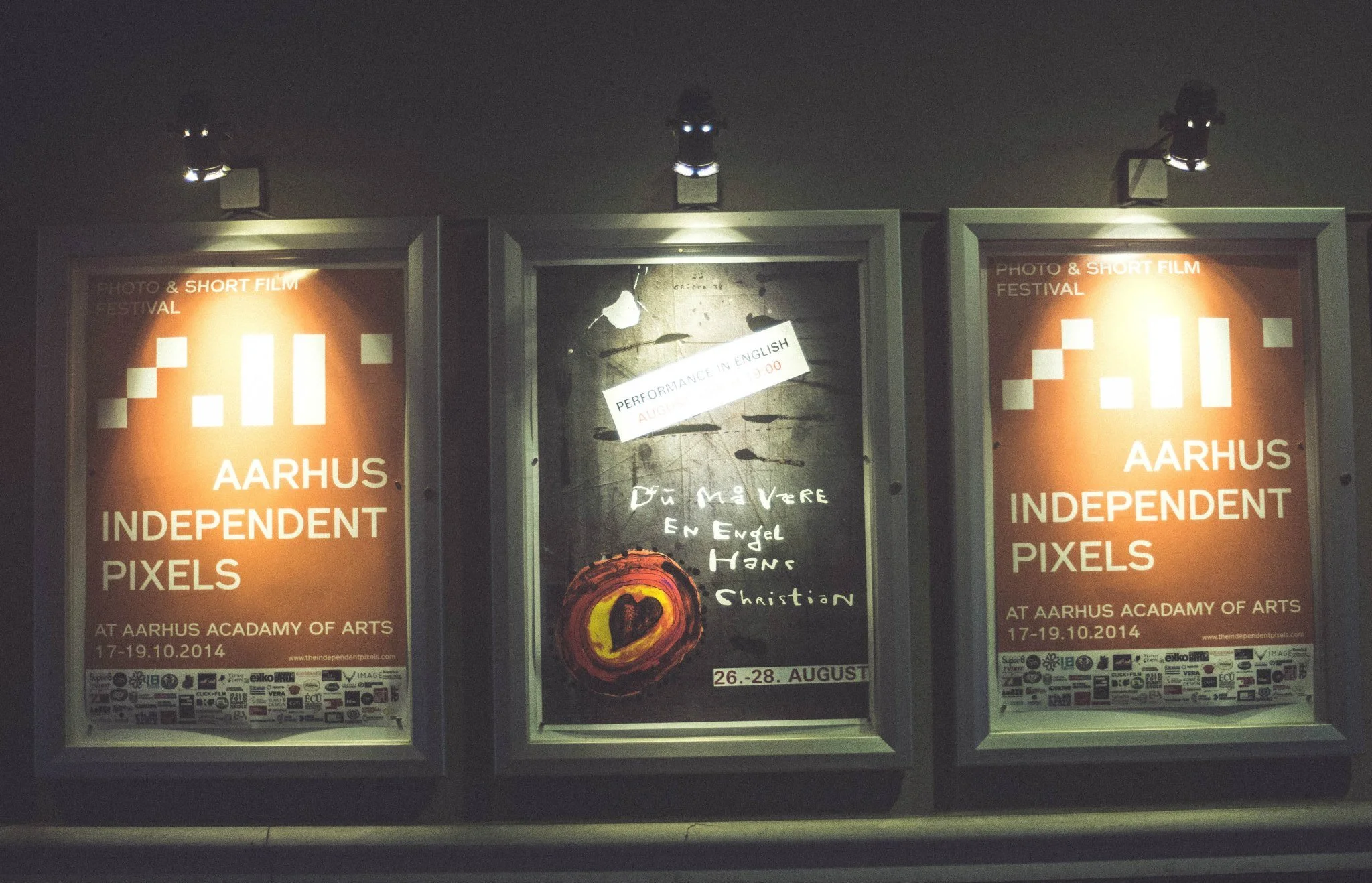 STILLS OG BTS | BILLEDBOGEN | GESTALT