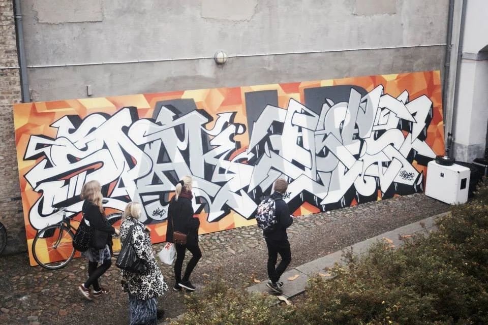 STILLS OG BTS | BILLEDBOGEN | GESTALT