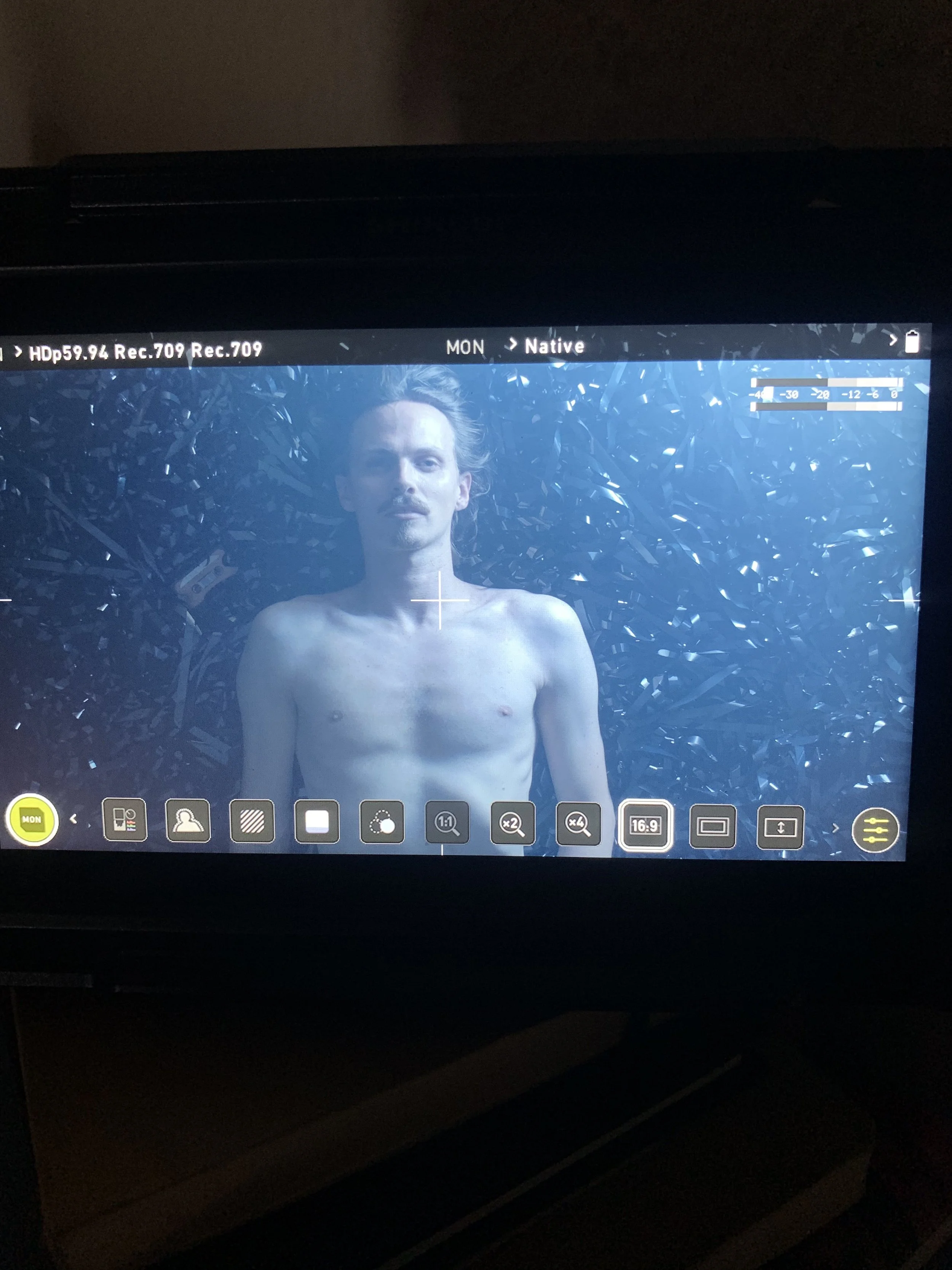 Tableau på filmmonitor | Dokumentarfilm | Retrograd | Esben Persson & Anders Mielcke | Filmproduktion Aarhus | GESTALT