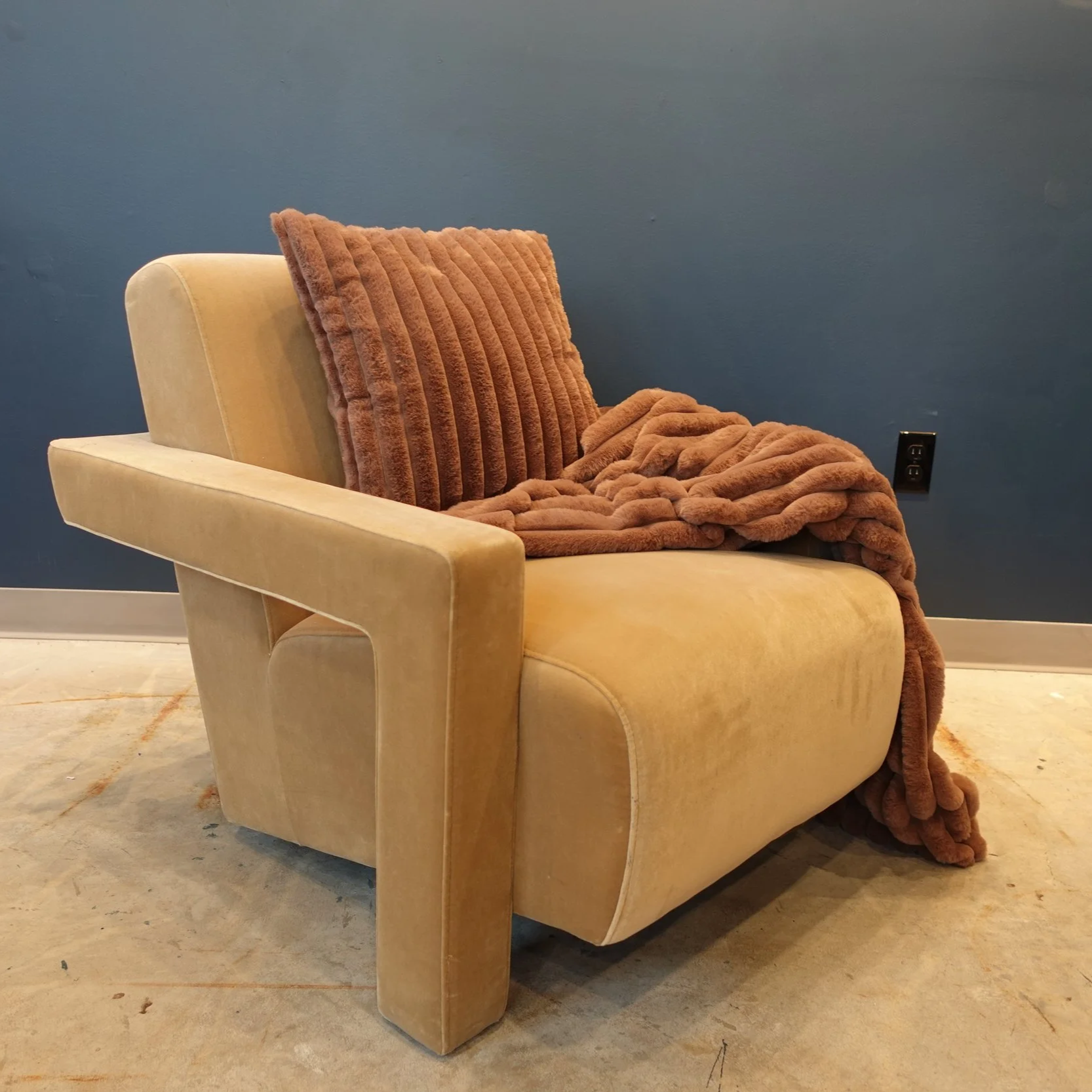 Faux Rabbit Throw