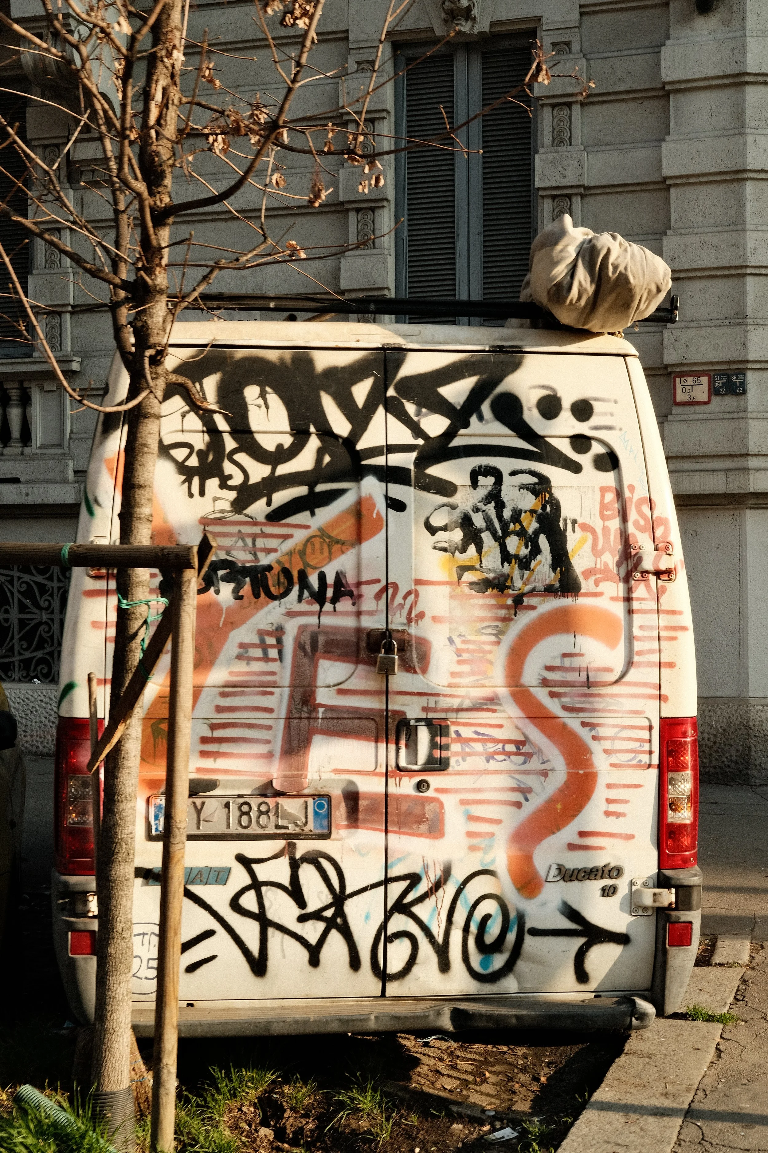 BE0BC040-AAB3-4B7E-AB49-EB9FDEF59EAF-2532-000000DC84442A76.jpg
