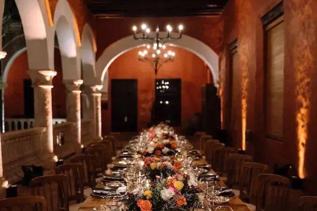 Private dinner in a Colonial house