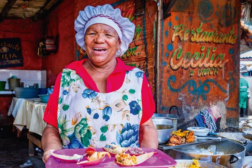 Bazurto market with a chef