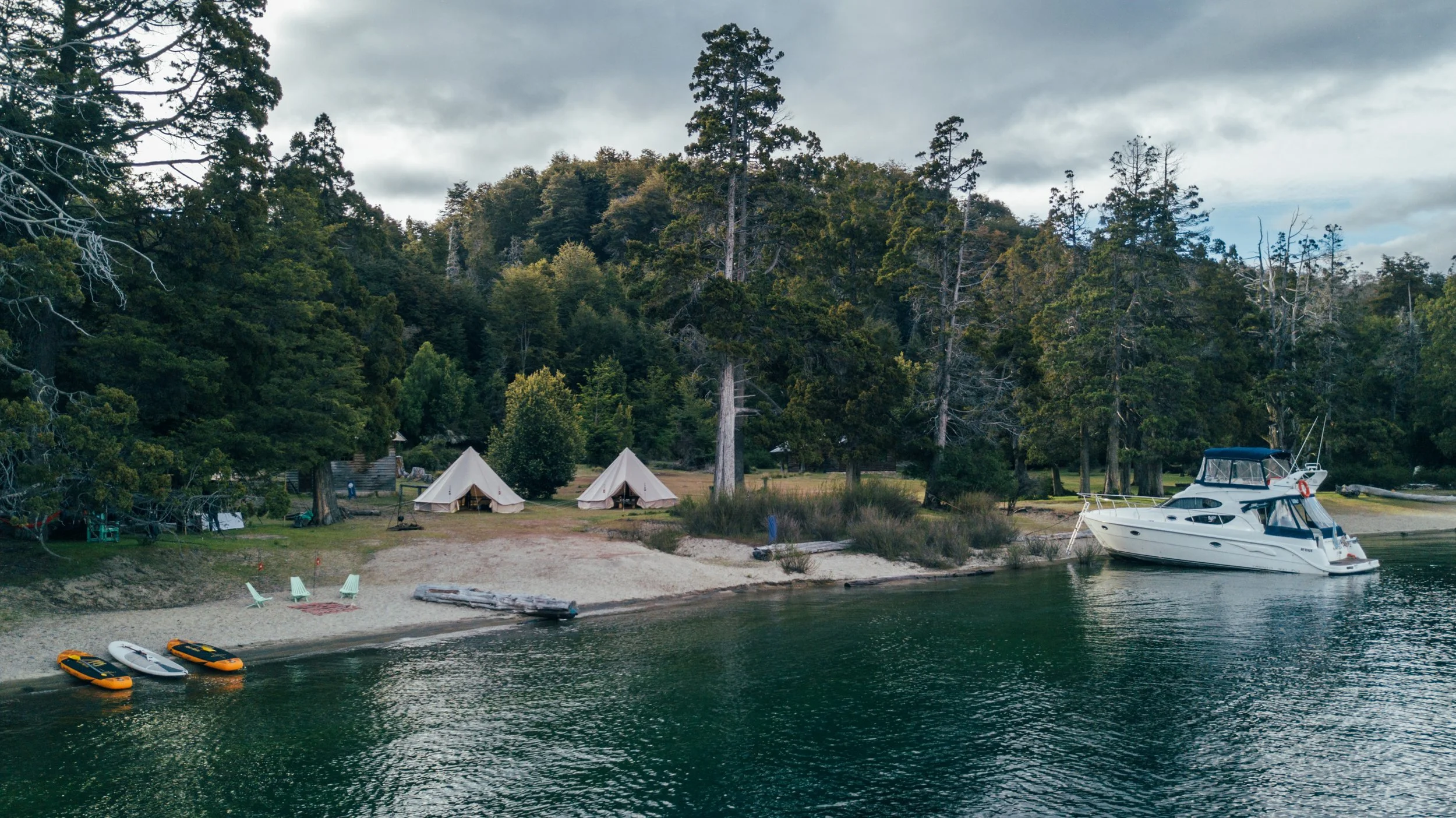 Private glamping in patagonia 6.jpg