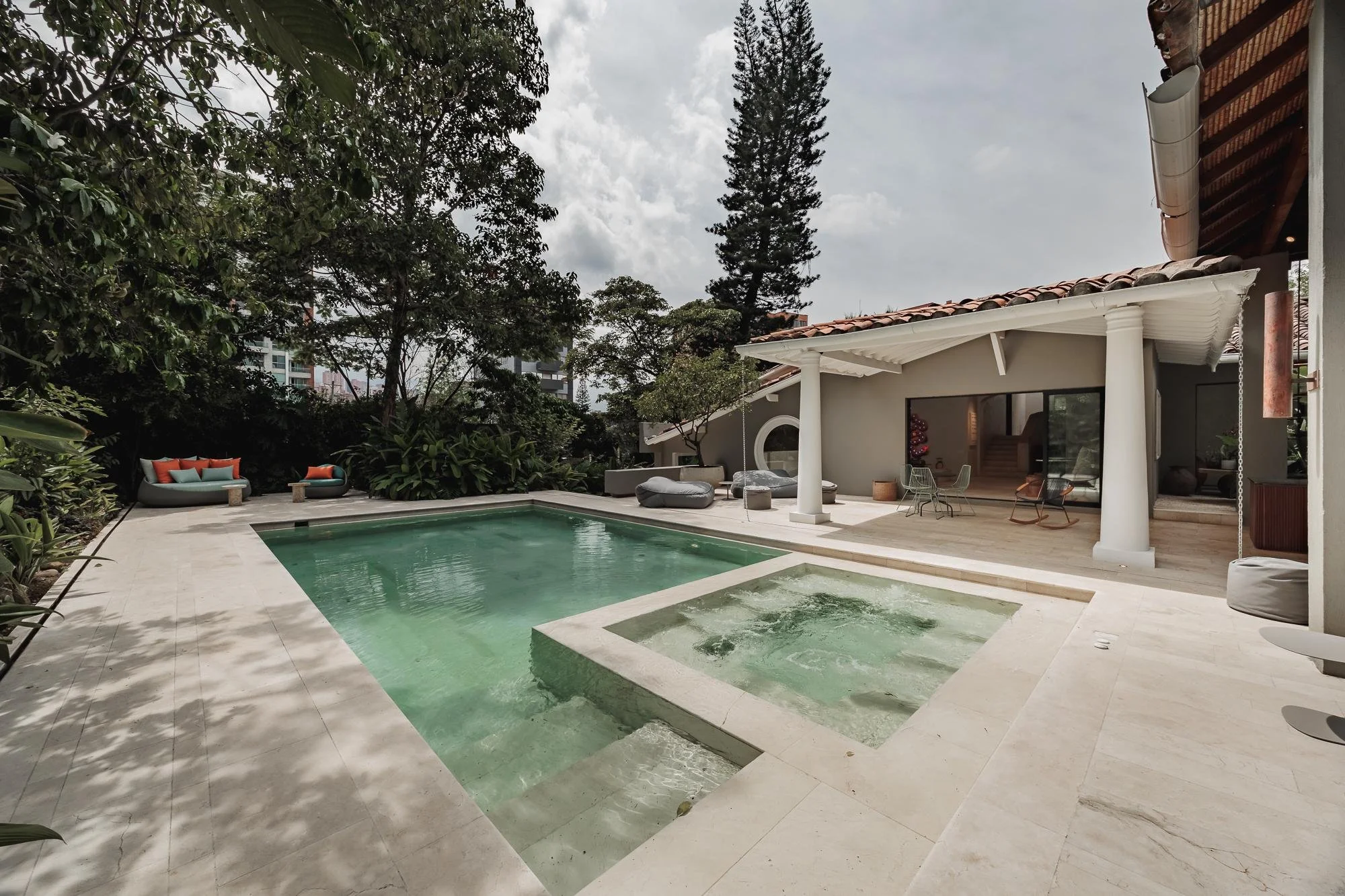 Medellin private villa (5).jpg