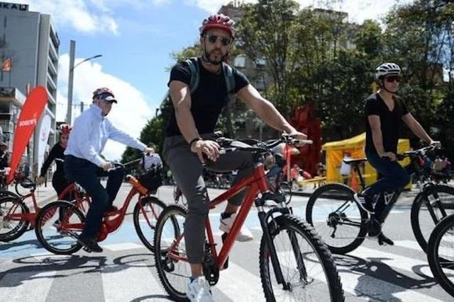 Biking the streets of Bogotá