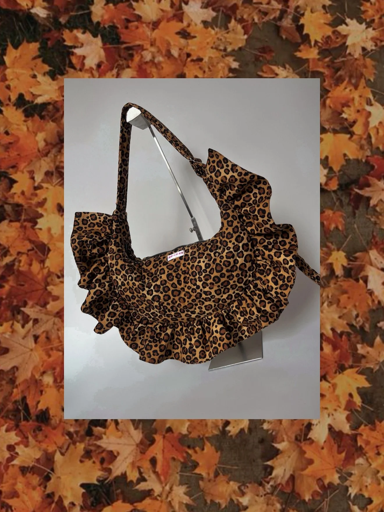 🍂Last day for orders🍂

Just a reminder today is the last day to order either a pillow frill bag or bowler bag in time for ✨Christmas✨

After today I&rsquo;ll be pausing all bag orders apart from small crossbody frills and pouches 🫶🏼