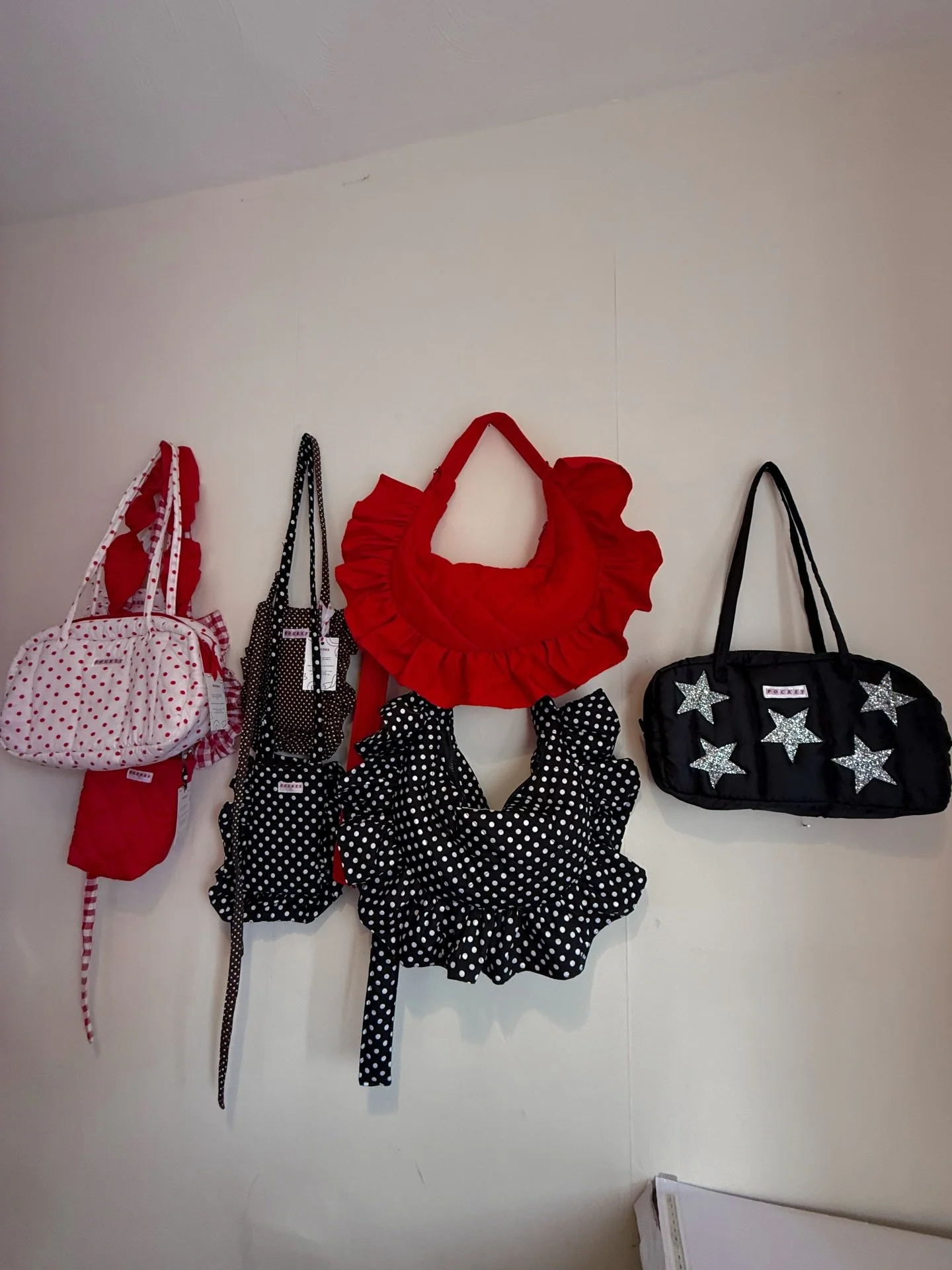 Market prep for the weekend💫

You can find me in Sheffield with @endlesslovecreative at the Showroom Workstation 10-4 💓