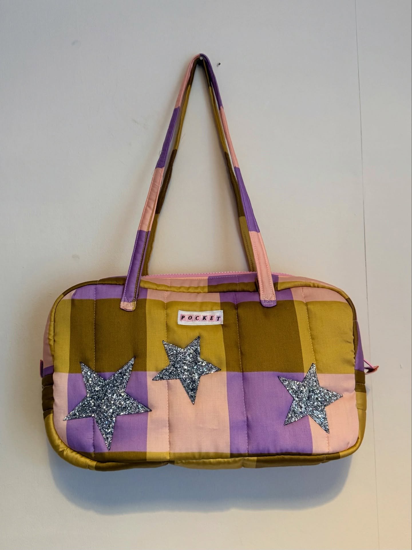 ✨What you can expect to find at @saladdaysmarketlondon this Saturday✨

They&rsquo;ll be new products along with some market exclusives and also some much loved favourites!! 

Where: The Hoxton Hotel, Southwark 
When: Saturday 30th November 
Time: 11a