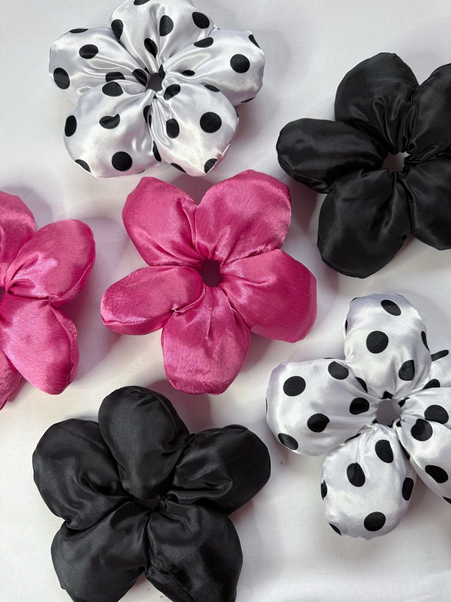 ✨JUST DROPPED✨

Everything leftover from my Christmas Markets are now available on my website. 

Everything will be shipped Wednesday for guaranteed Christmas delivery. Only 1-4 of each item. 

Shop small and treat yourself or someone else this Chris