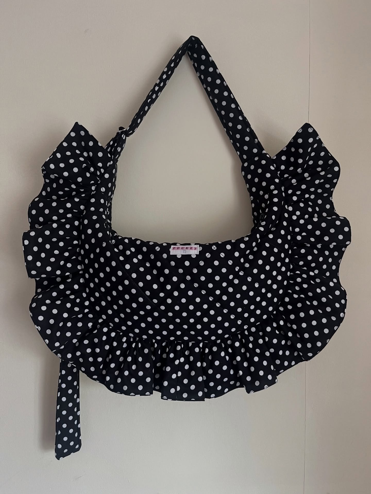 ✨Last day to order✨

I&rsquo;m out of the studio until Jan 5th but just wanted to remind you it&rsquo;s the last day for pre-orders on frill bags and bowler bags.

Shipping will be at the end of January. 

I&rsquo;m not going to be making any more of