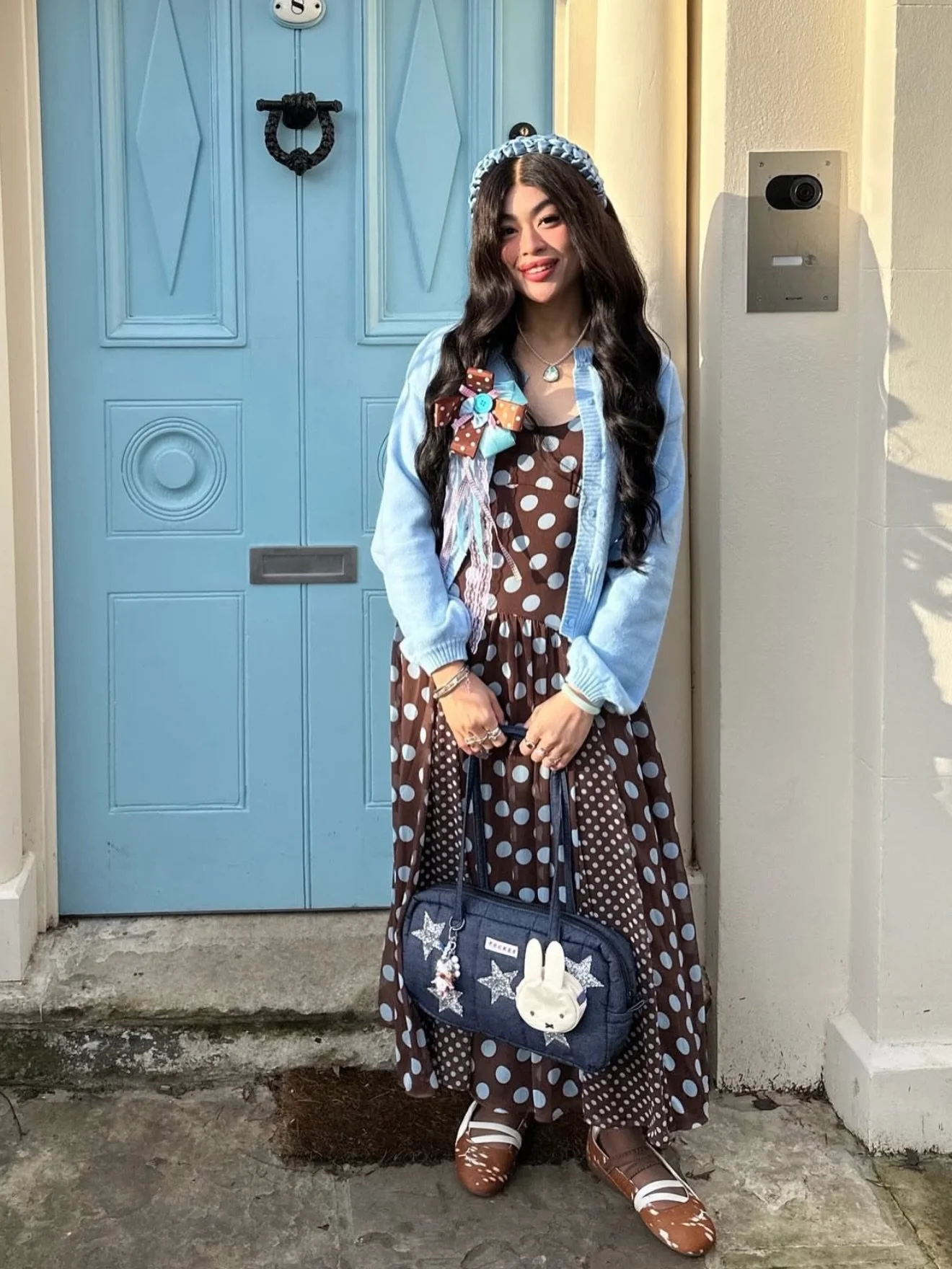 ✨@sentimental.oriental looking gorgeous with her star bowler bag✨