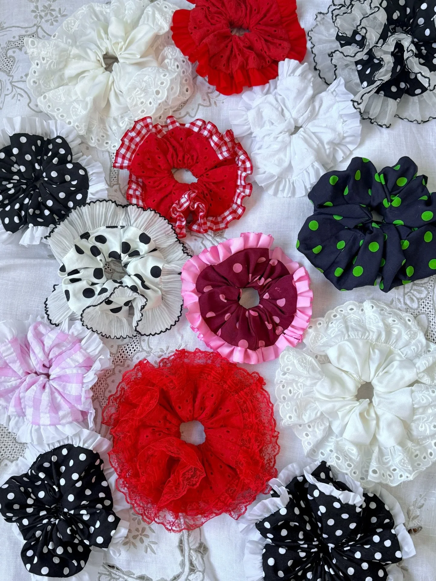 ✨Just dropped✨

Brand new scrunchies in small, medium, large and extra large!! 
All made from scraps with 1-2 of each. 

Available to order now via link in bio 💓