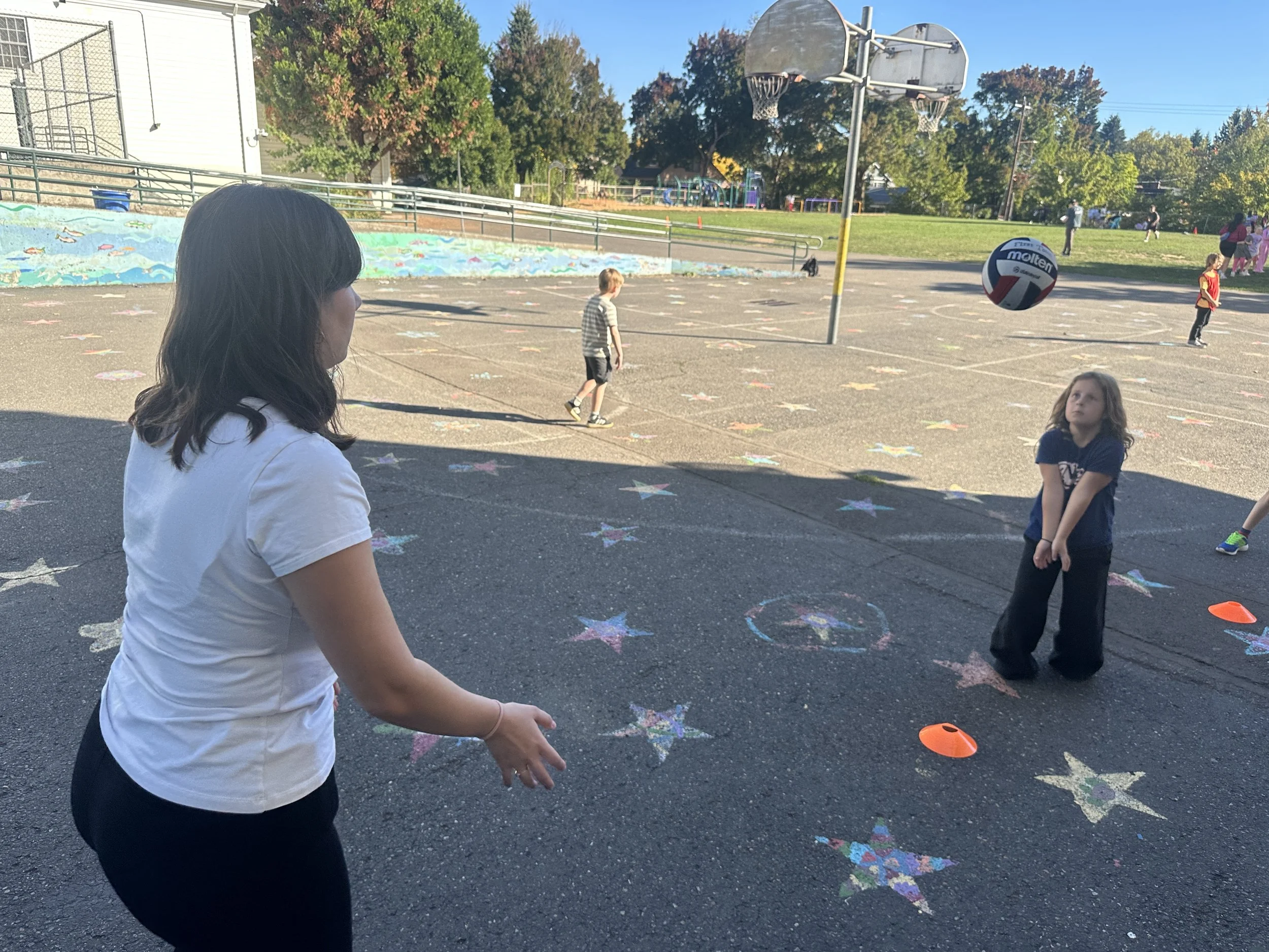 Alameda Volleyball Passing L.jpg