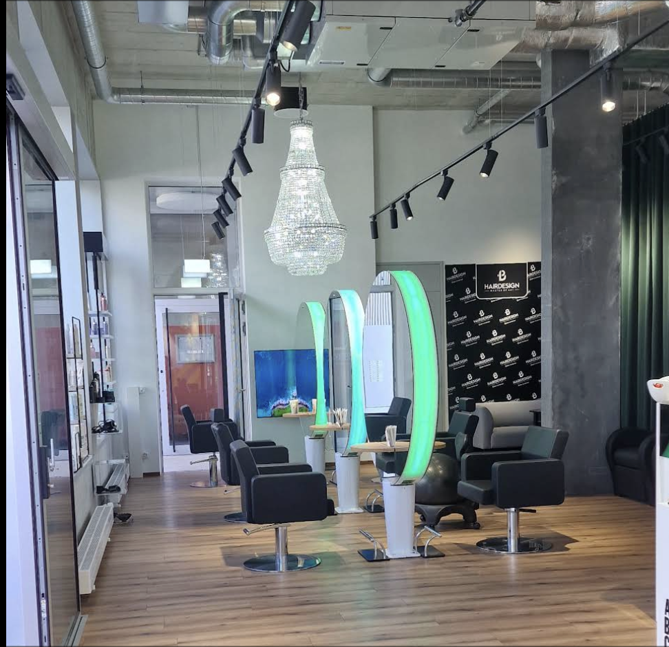 Bild 1 Salon Hegi.png