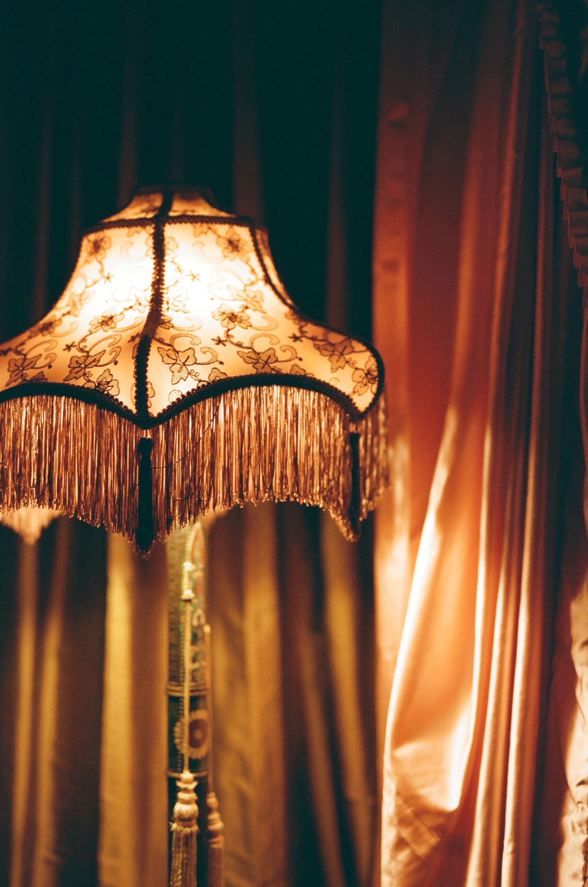 Stylish lamp at Le Lounge