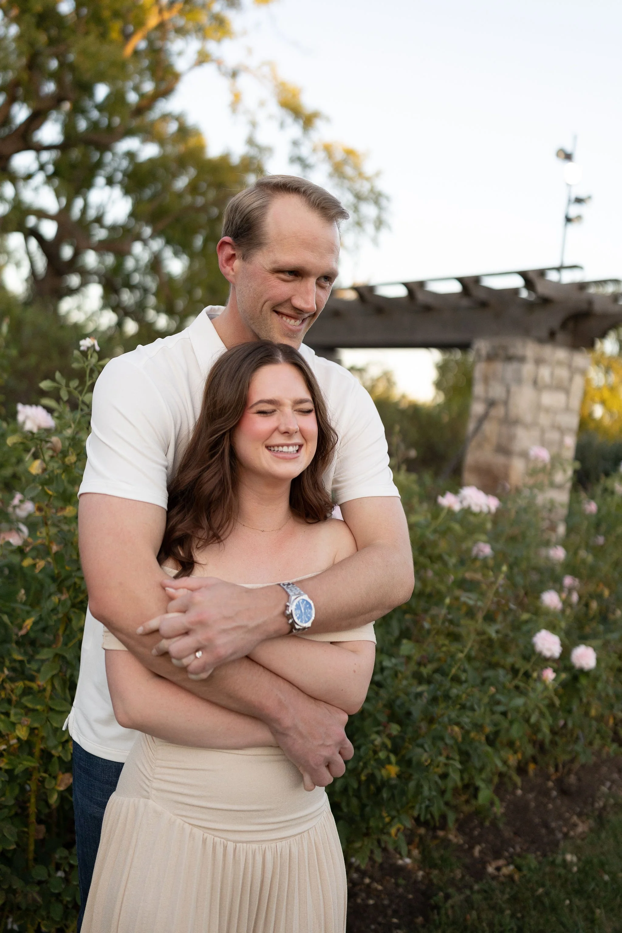 Loose Park rose garden engagement photos.